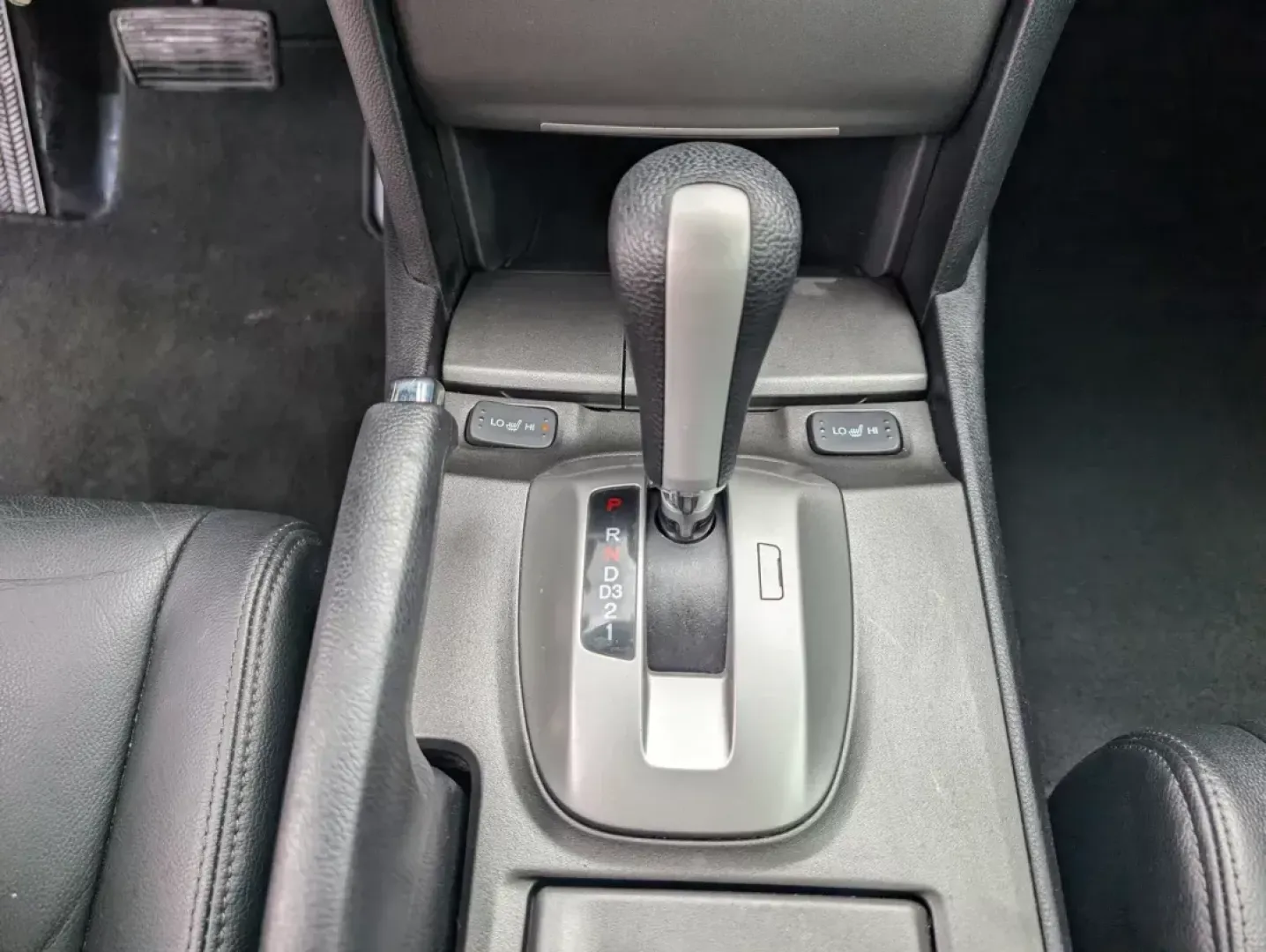 2012 Honda Accord Sdn SE (1HGCP2F60CA) with an Gas I4 2.4L/144 engine, 5-Speed Automatic transmission, located at 7000 Northlake Connector, Columbus, GA, 31904, (706) 987-8085, 32.524975, -84.978134 - **Your Perfect Commuter Companion: 2012 Honda Accord SE Available Now at Gils Auto - Columbus #2!**<br /> <br /> Are you searching for a dependable sedan that effortlessly blends style, comfort, and practicality for your daily commute? Look no further than this stunning 2012 Honda Accord SE! With it - Photo#12