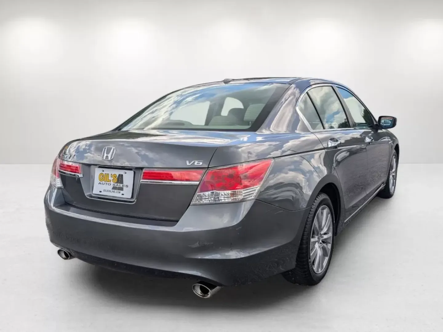 2012 Honda Accord Sdn EX-L (1HGCP3F87CA) with an Other engine, located at 3959 U.S. 80 W, Phenix City, AL, 36870, (334) 297-4885, 32.469296, -85.135185 - Experience the perfect blend of style, reliability, and comfort with this stunning 2012 Honda Accord EX-L, available now at Gils Auto in Phenix City, AL. Whether you're a busy professional navigating long commutes or a growing family in search of a spacious sedan, this vehicle is designed to meet yo - Photo#5