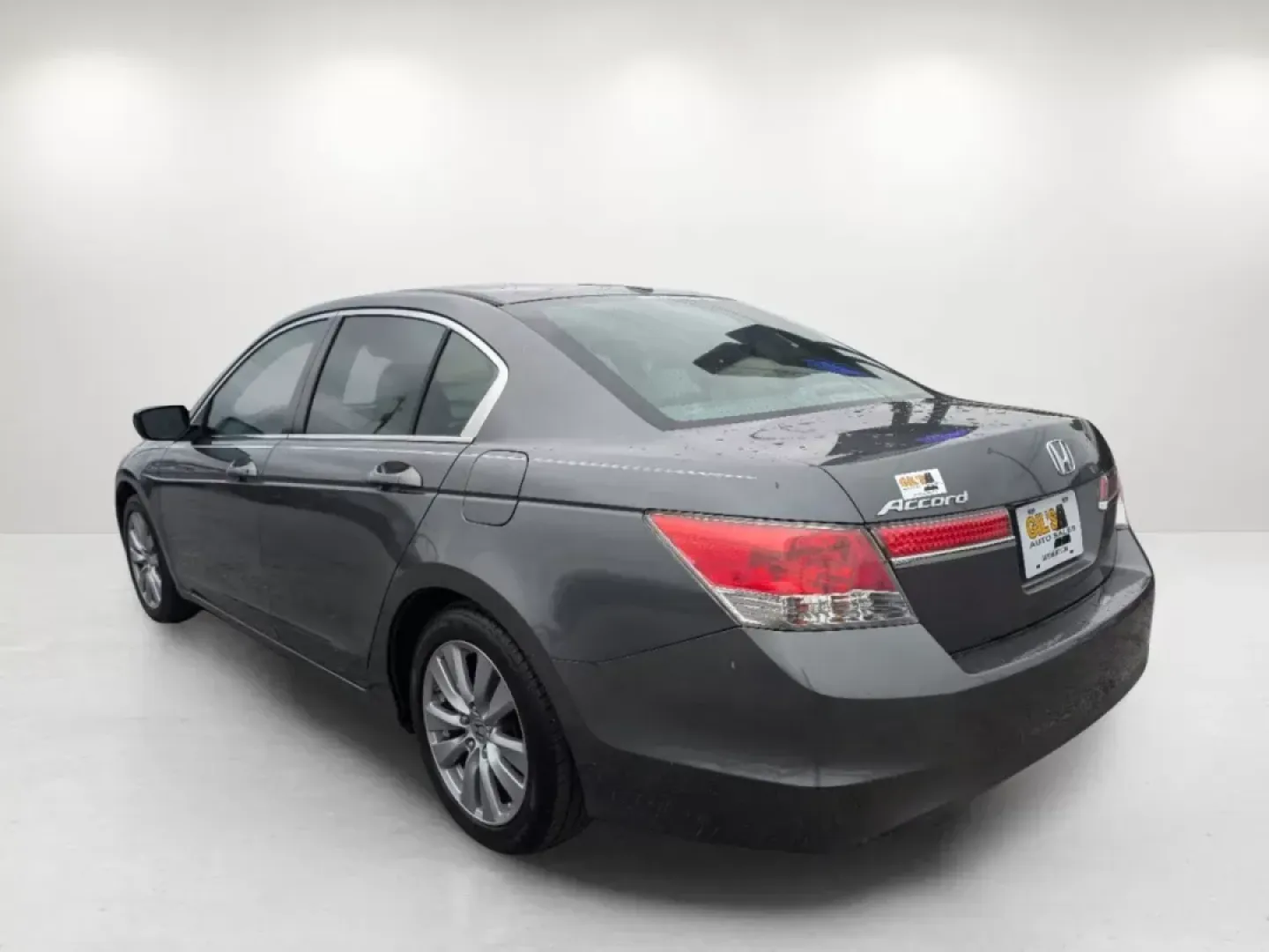 2012 Honda Accord Sdn EX-L (1HGCP2F88CA) with an Gas I4 2.4L/144 engine, 5-Speed Automatic transmission, located at 1430 Gateway Drive, Opelika, AL, 36801, (334) 239-0944, 32.637871, -85.409790 - 2012 Honda Accord Sdn EX-L - Photo#6
