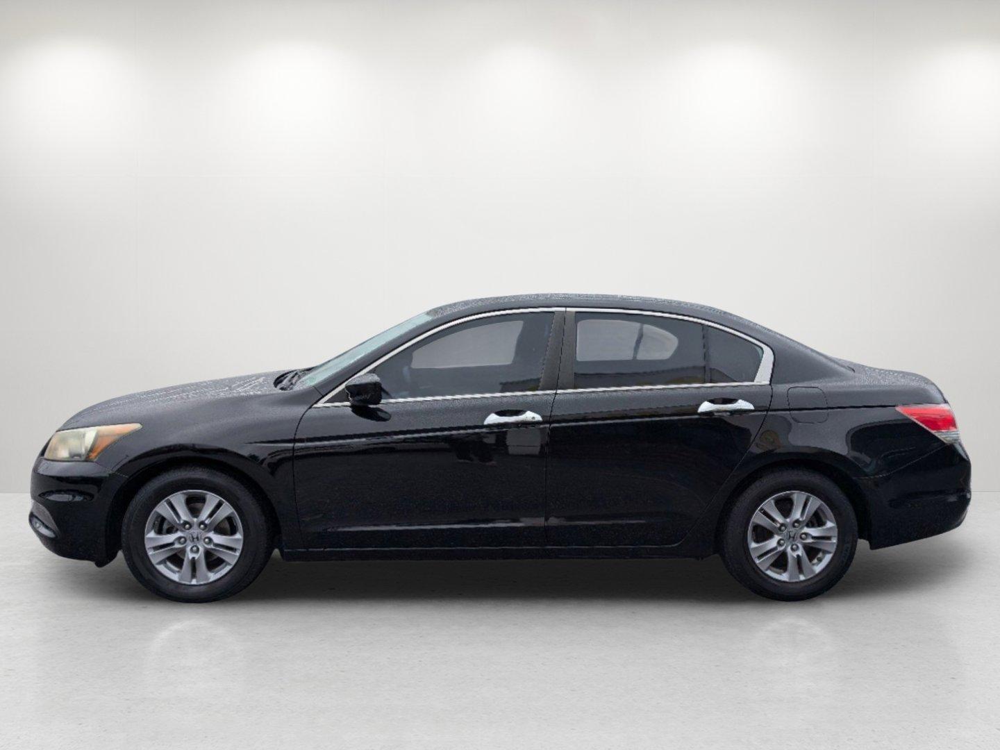2012 Honda Accord Sdn SE (1HGCP2F66CA) with an Gas I4 2.4L/144 engine, 5-Speed Automatic transmission, located at 5115 14th Ave., Columbus, GA, 31904, (706) 323-0345, 32.511494, -84.971046 - 2012 Honda Accord Sdn SE - Photo#7
