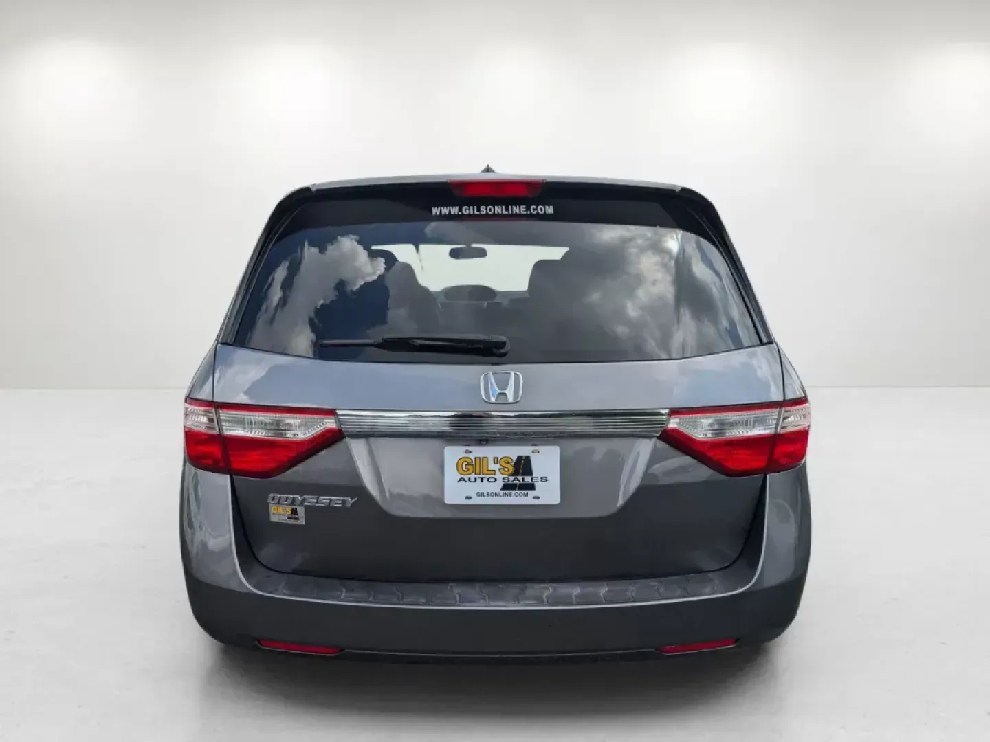 2012 Honda Odyssey EX-L (5FNRL5H68CB) with an Gas V6 3.5L/212 engine, 5-Speed Automatic transmission, located at 3959 U.S. 80 W, Phenix City, AL, 36870, (334) 297-4885, 32.469296, -85.135185 - **Discover the 2012 Honda Odyssey EX-L: Your Family's Next Adventure Awaits!**<br /> <br /> If you're on the lookout for a spacious, comfortable, and reliable vehicle that can effortlessly accommodate your family's needs, look no further than this stunning 2012 Honda Odyssey EX-L. Ideal for growing - Photo#5