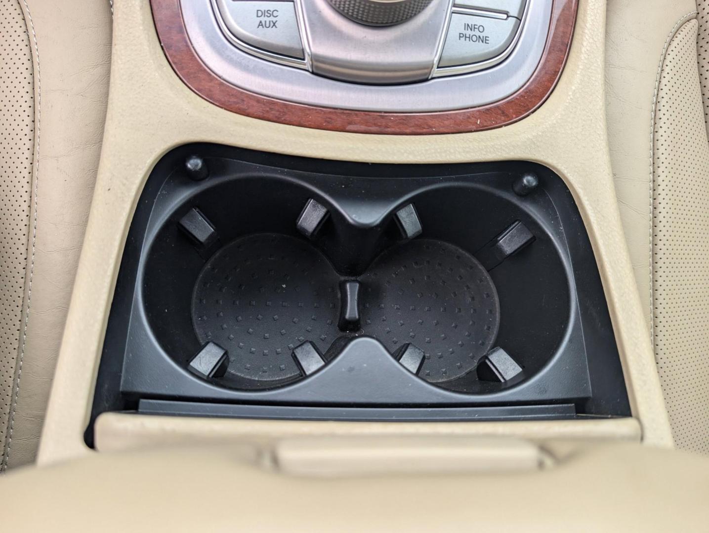 2012 /Cashmere Hyundai Genesis 4.6L (KMHGC4DF2CU) with an Gas V8 4.6L/282 engine, 8-Speed Automatic w/manual shift transmission, located at 3959 U.S. 80 W, Phenix City, AL, 36870, (334) 297-4885, 32.469296, -85.135185 - 2012 Hyundai Genesis 4.6L - Photo#12