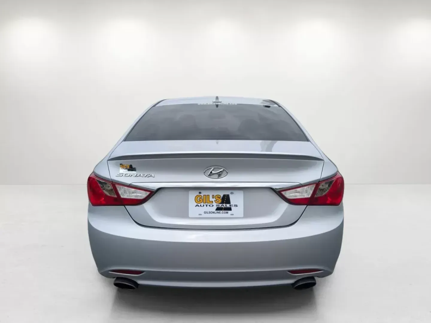 2012 /Gray Hyundai Sonata 2.4L SE (5NPEC4AC2CH) with an Other engine, located at 1430 Gateway Drive, Opelika, AL, 36801, (334) 239-0944, 32.637871, -85.409790 - **Discover Your Next Adventure with the 2012 Hyundai Sonata at Gils Auto in Phenix City, AL!**<br /> <br /> If you're seeking a reliable sedan that can perfectly blend your daily commute with weekend adventures, look no further than the 2012 Hyundai Sonata 2.4L SE. Whether you're navigating the bust - Photo#5