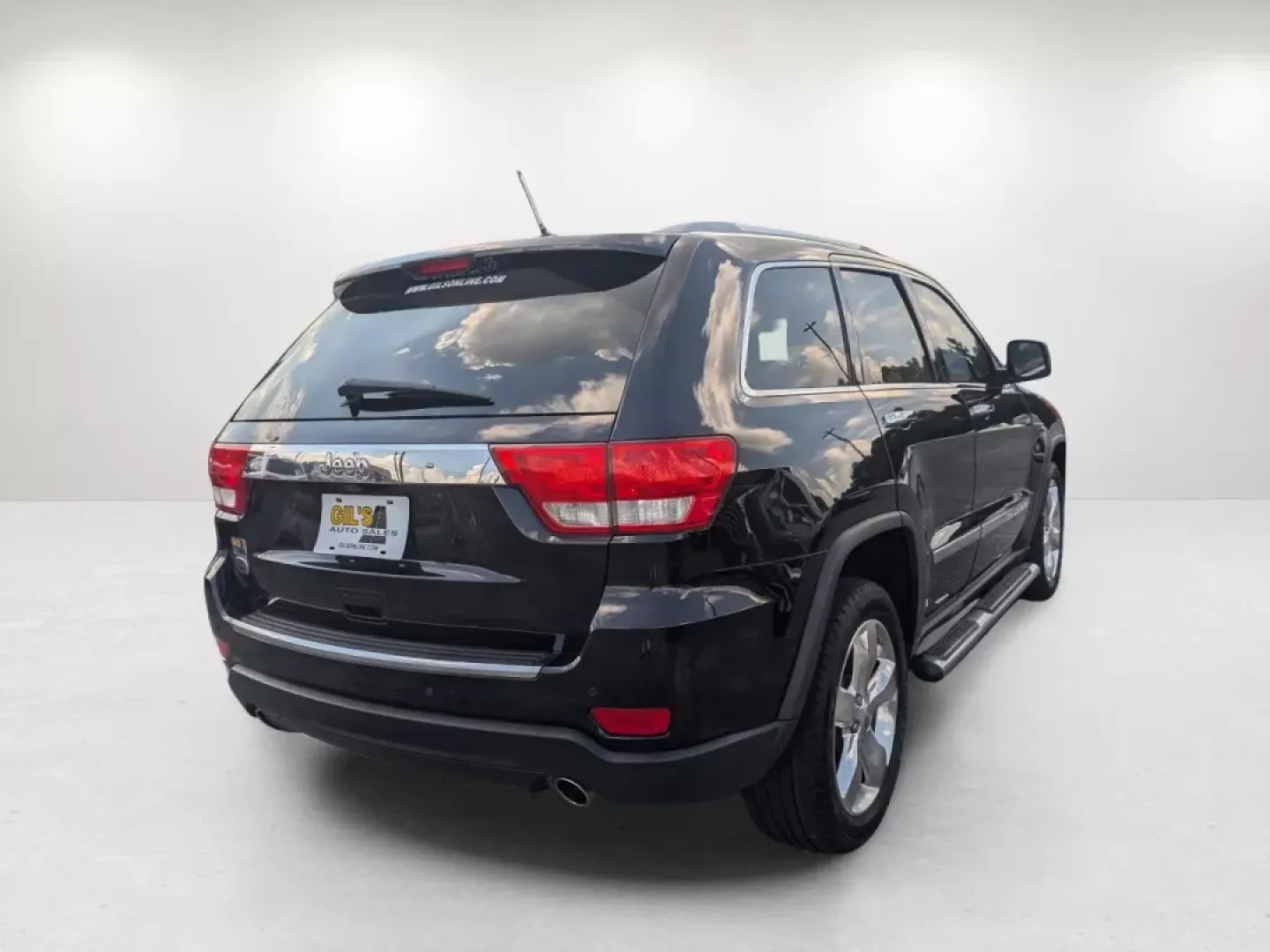 2012 /Black/New Saddle Jeep Grand Cherokee Overland Summit (1C4RJECT6CC) with an Other engine, located at 804 22nd Ave, Phenix City, AL, 36870, (334) 297-1860, 32.484749, -85.024475 - **Conquer the Road with the 2012 Jeep Grand Cherokee Overland Summit! Ideal for Your Next Adventure!**<br /> <br /> Are you ready to elevate your driving experience? The 2012 Jeep Grand Cherokee Overland Summit is the perfect companion for those who crave adventure without sacrificing comfort. Wheth - Photo#4