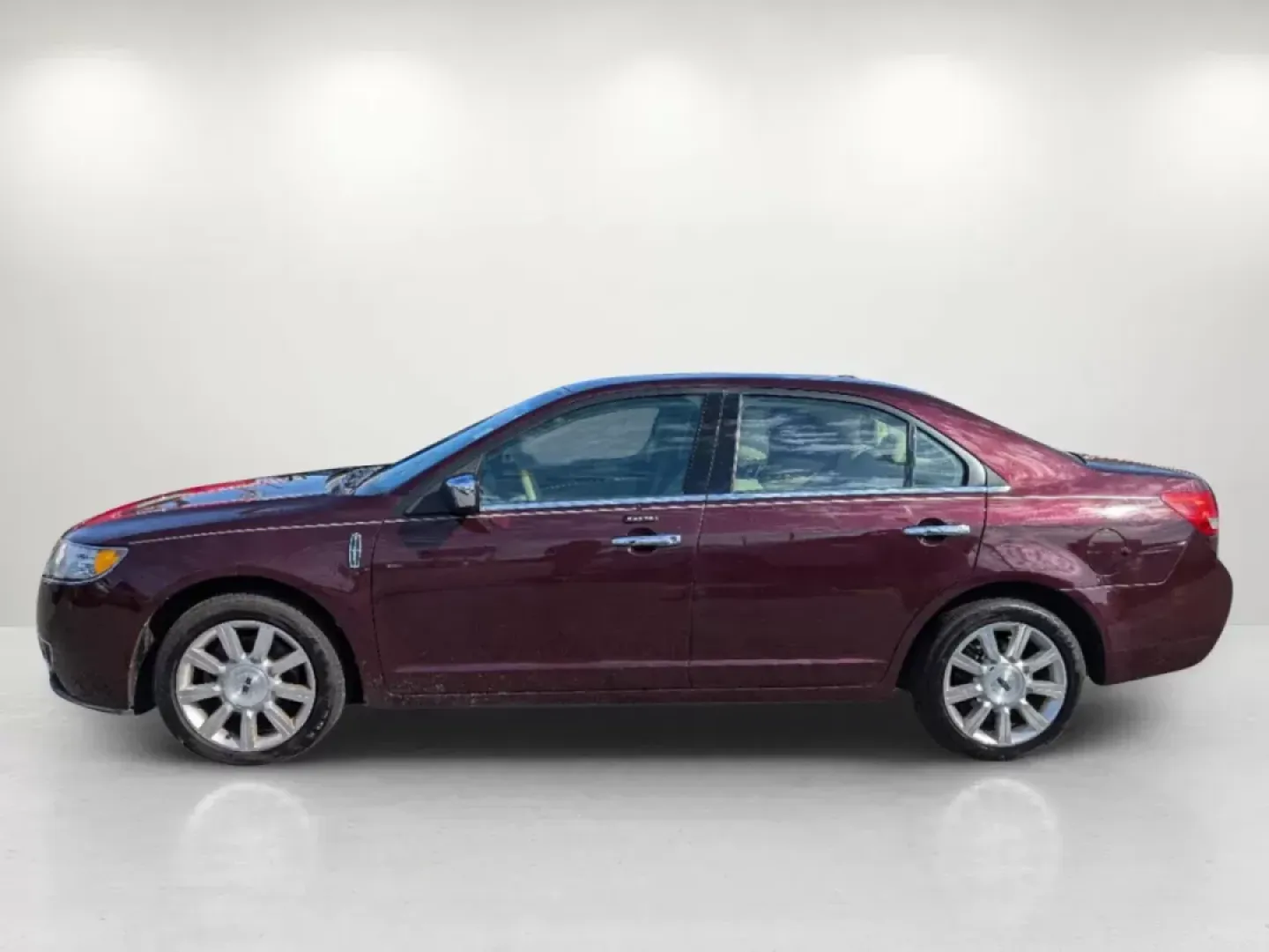 2012 /Light Camel Lincoln MKZ (3LNHL2GC0CR) with an Gas V6 3.5L/213 engine, 6-Speed Automatic w/manual shift transmission, located at 804 22nd Ave, Phenix City, AL, 36870, (334) 297-1860, 32.484749, -85.024475 - Are you searching for a dependable vehicle that combines luxury with practicality? Look no further! Ideal for families, daily commuters, or anyone who appreciates a touch of elegance and comfort, the 2012 Lincoln MKZ is the perfect sedan to elevate your driving experience. At Gils Auto - Phenix City - Photo#8