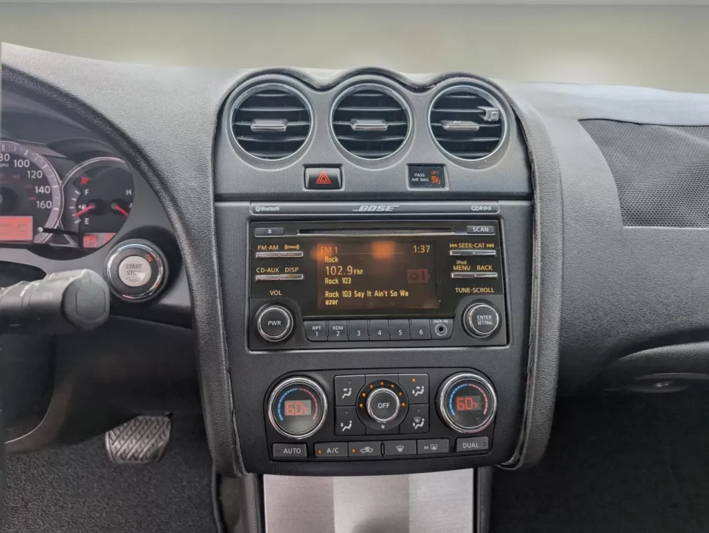 2012 /Red Nissan Altima 3.5 SR (1N4BL2EP0CC) with an Other engine, located at 1430 Gateway Drive, Opelika, AL, 36801, (334) 239-0944, 32.637871, -85.409790 - **Unleash Your Everyday Adventure with the 2012 Nissan Altima 3.5 SR at Gils Auto in Phenix City!**<br /> <br /> Are you on the lookout for a stylish yet practical vehicle that complements your dynamic lifestyle? Look no further than the 2012 Nissan Altima 3.5 SR, now available at Gils Auto, your go - Photo#12