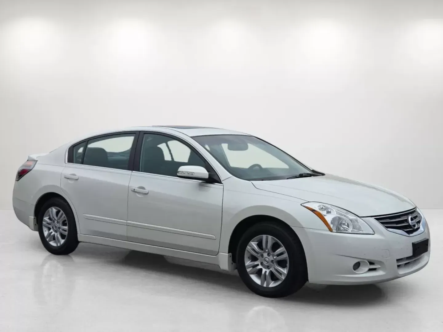2012 /Charcoal Nissan Altima 2.5 SL (1N4AL2AP9CN) with an Other engine, located at 521 Old Farm Lane Rd, Prattville, AL, 36066, (334) 325-1505, 32.482460, -86.416367 - Discover the perfect sedan for your daily commutes and weekend getaways with this pristine 2012 Nissan Altima 2.5 SL, now available at Gils Auto in Prattville, AL. If you're looking for a reliable vehicle that combines comfort, style, and efficiency, this is the car for you. Whether you're a busy pr - Photo#3