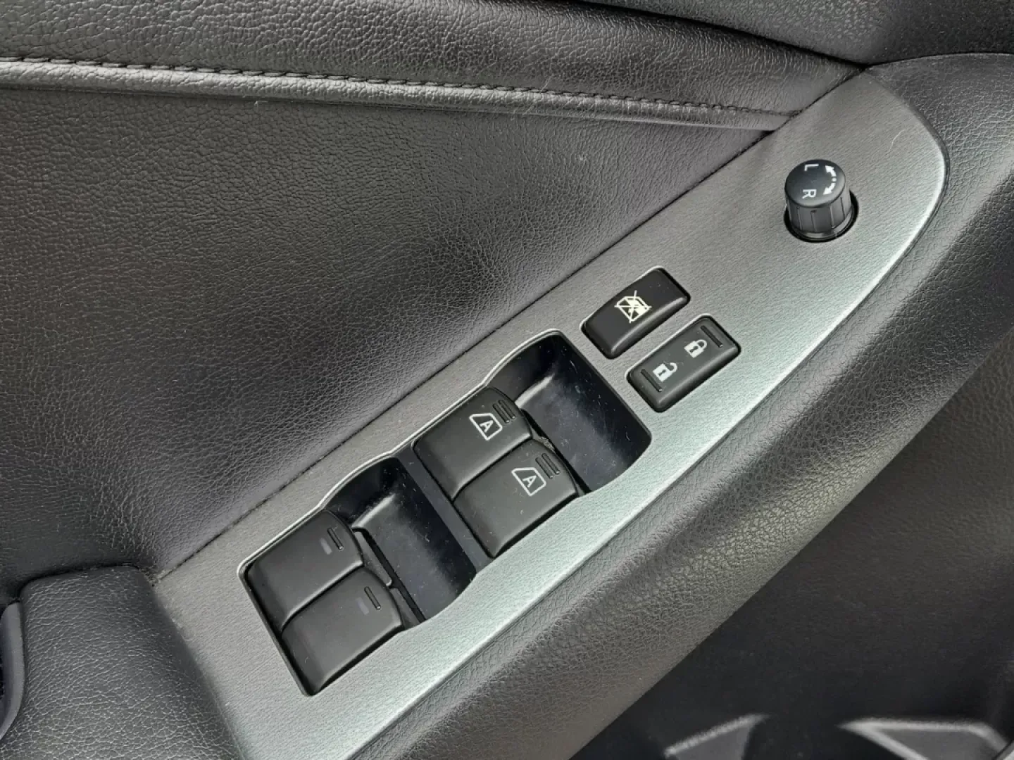 2012 /Charcoal Nissan Altima 2.5 SL (1N4AL2AP9CN) with an Other engine, located at 521 Old Farm Lane Rd, Prattville, AL, 36066, (334) 325-1505, 32.482460, -86.416367 - Discover the perfect sedan for your daily commutes and weekend getaways with this pristine 2012 Nissan Altima 2.5 SL, now available at Gils Auto in Prattville, AL. If you're looking for a reliable vehicle that combines comfort, style, and efficiency, this is the car for you. Whether you're a busy pr - Photo#10