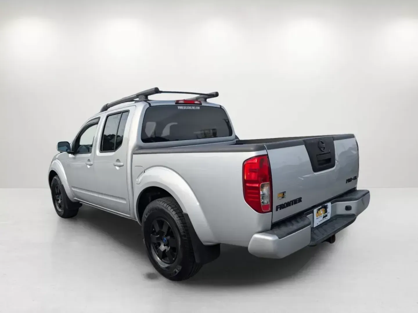 2012 /Graphite/Red Nissan Frontier PRO-4X (1N6AD0EV9CC) with an Gas V6 4.0L/241 engine, 5-Speed Automatic transmission, located at 3959 U.S. 80 W, Phenix City, AL, 36870, (334) 297-4885, 32.469296, -85.135185 - **Adventure Awaits with the 2012 Nissan Frontier PRO-4X: Perfect for Weekend Getaways and Daily Commutes!**<br /> <br /> Are you searching for a reliable vehicle that can seamlessly transition from your daily commute to weekend adventures? Look no further! The 2012 Nissan Frontier PRO-4X is the ulti - Photo#6