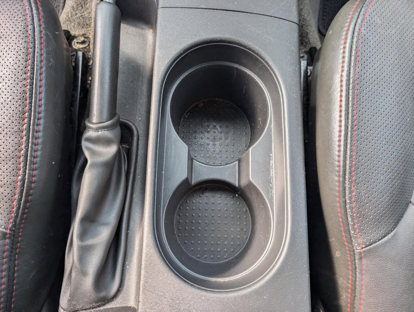 2012 /Graphite/Red Nissan Frontier PRO-4X (1N6AD0EV9CC) with an Gas V6 4.0L/241 engine, 5-Speed Automatic transmission, located at 1430 Gateway Drive, Opelika, AL, 36801, (334) 239-0944, 32.637871, -85.409790 - 2012 Nissan Frontier PRO-4X - Photo#12
