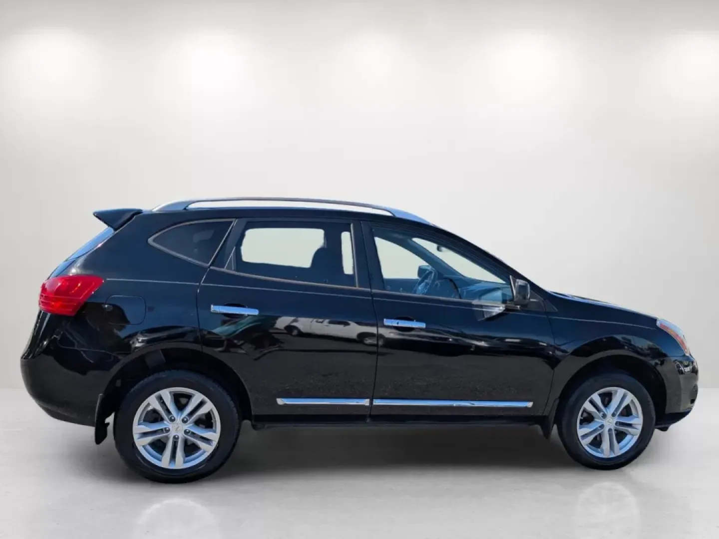 2012 /Black Nissan Rogue SV (JN8AS5MV8CW) with an Other engine, located at 3959 U.S. 80 W, Phenix City, AL, 36870, (334) 297-4885, 32.469296, -85.135185 - ### Discover Your Next Adventure with the 2012 Nissan Rogue SV at Gils Auto<br /> <br /> Are you ready to elevate your lifestyle with a vehicle that can handle everything from daily commutes to weekend getaways? The 2012 Nissan Rogue SV is the perfect companion for those seeking versatility, reliabi - Photo#4