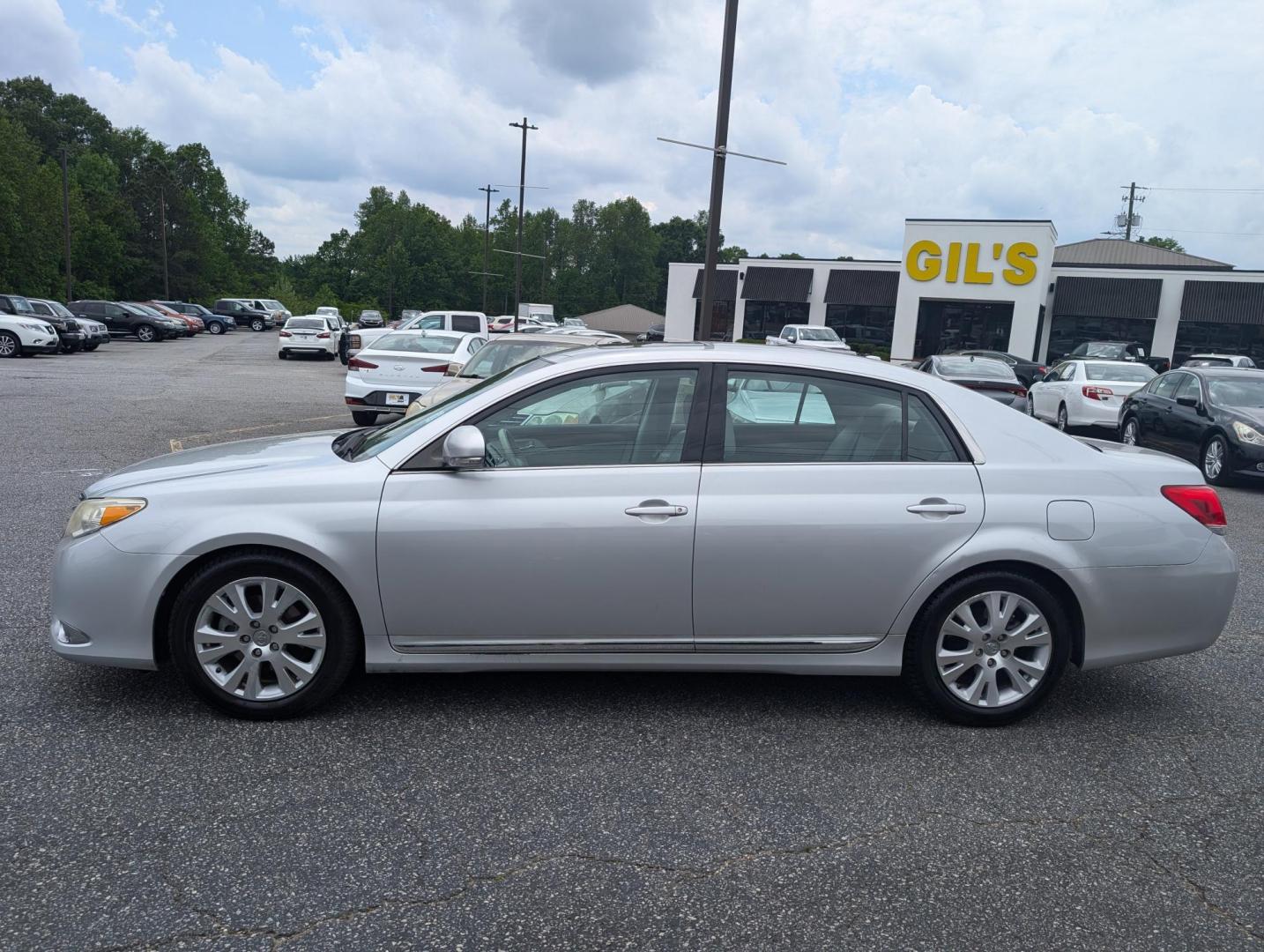 2012 Toyota Avalon (4T1BK3DB8CU) with an Gas V6 3.5L/211 engine, 6-Speed Automatic transmission, located at 3959 U.S. 80 W, Phenix City, AL, 36870, (334) 297-4885, 32.469296, -85.135185 - 2012 Toyota Avalon - Photo#7