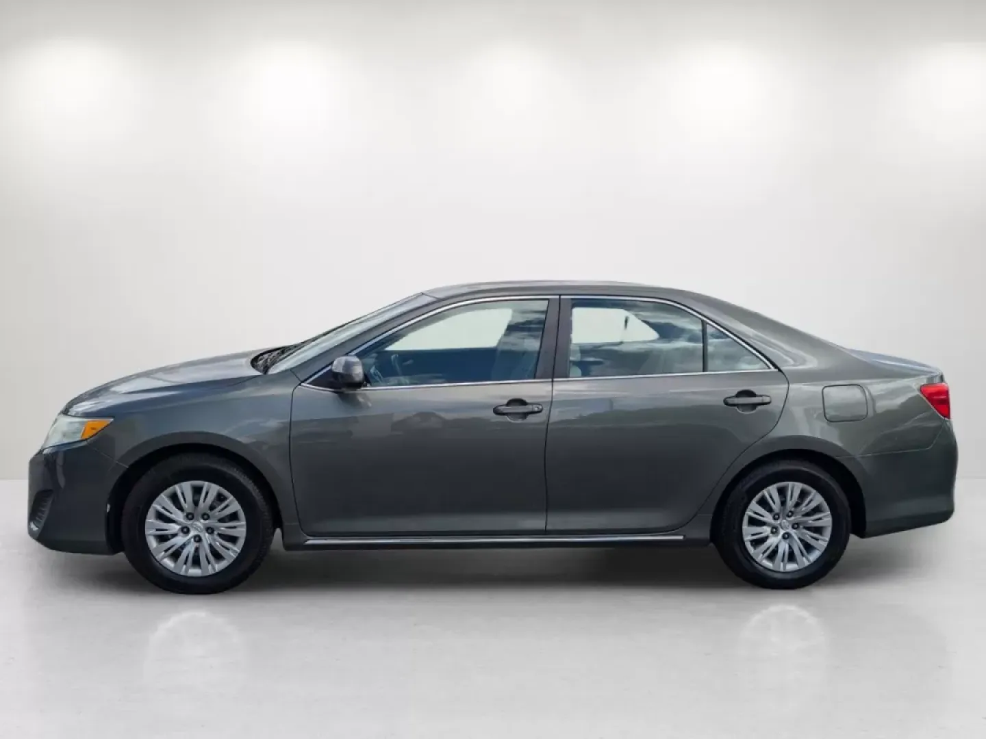 2012 Toyota Camry LE (4T4BF1FK3CR) with an Other engine, located at 5115 14th Ave., Columbus, GA, 31904, (706) 323-0345, 32.511494, -84.971046 - Are you searching for your next reliable vehicle that balances comfort, style, and affordability? Look no further than Gils Auto in Phenix City, AL! This 2012 Toyota Camry is not only a smart investment for budget-conscious buyers but also a perfect companion for family road trips or daily commutes. - Photo#7