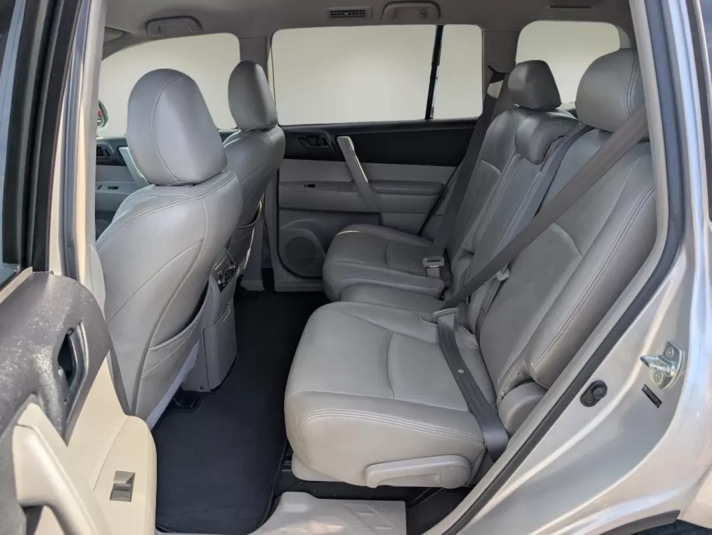 2012 Toyota Highlander (5TDZA3EH2CS) with an Other engine, located at 5115 14th Ave., Columbus, GA, 31904, (706) 323-0345, 32.511494, -84.971046 - 2012 Toyota Highlander - Photo#9