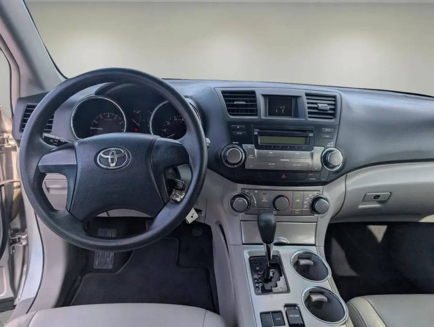 2012 Toyota Highlander (5TDZA3EH2CS) with an Other engine, located at 5115 14th Ave., Columbus, GA, 31904, (706) 323-0345, 32.511494, -84.971046 - 2012 Toyota Highlander - Photo#11