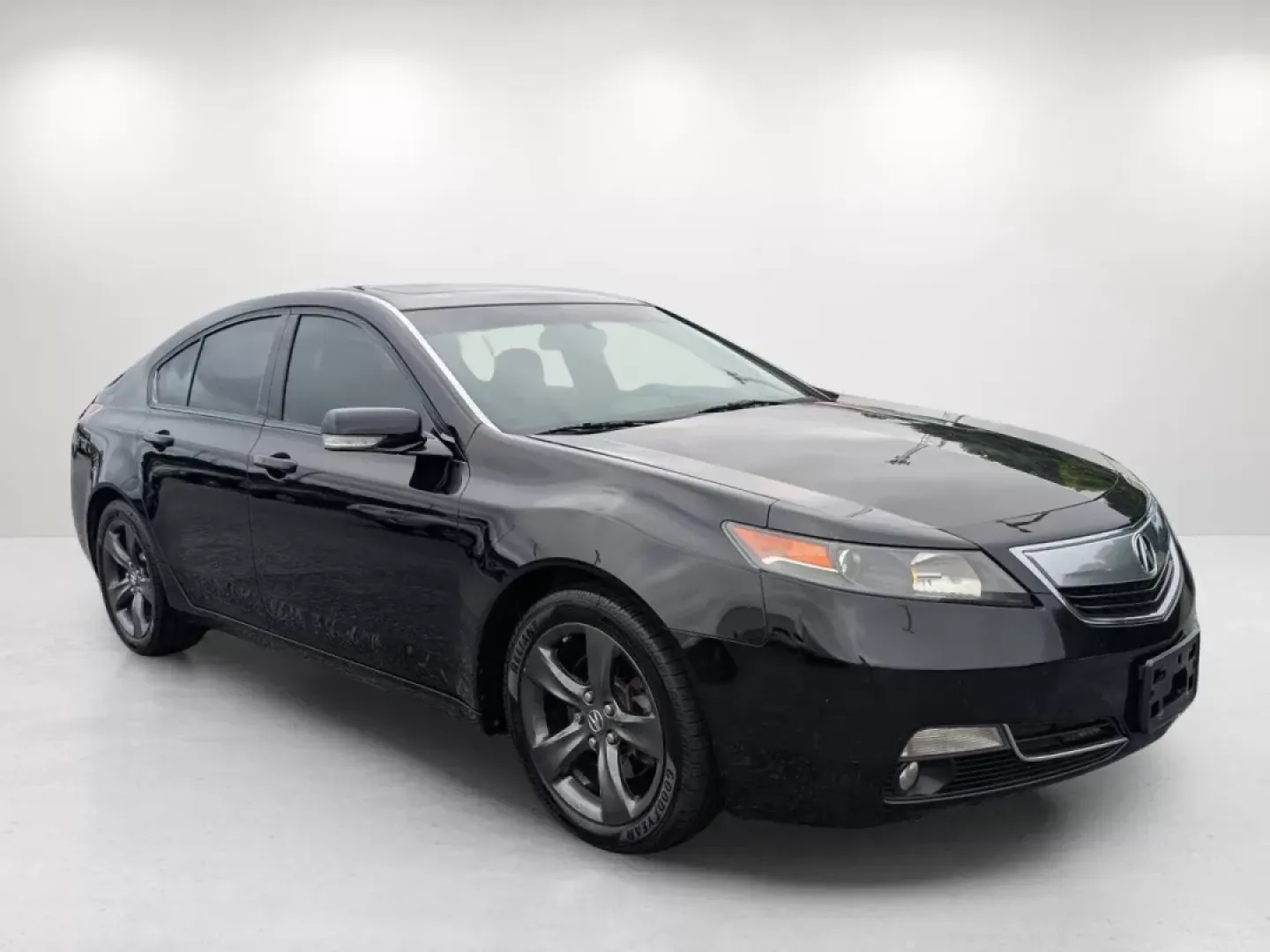 2013 Acura TL Tech (19UUA9F52DA) with an Other engine, located at 5115 14th Ave., Columbus, GA, 31904, (706) 323-0345, 32.511494, -84.971046 - **Experience Luxury and Reliability with the 2013 Acura TL at Gils Auto in Phenix City, AL!**<br /> <br /> Are you searching for a refined sedan that combines luxury, performance, and practicality? Look no further than the stunning 2013 Acura TL, available now at Gils Auto, your trusted Buy Here Pay - Photo#2