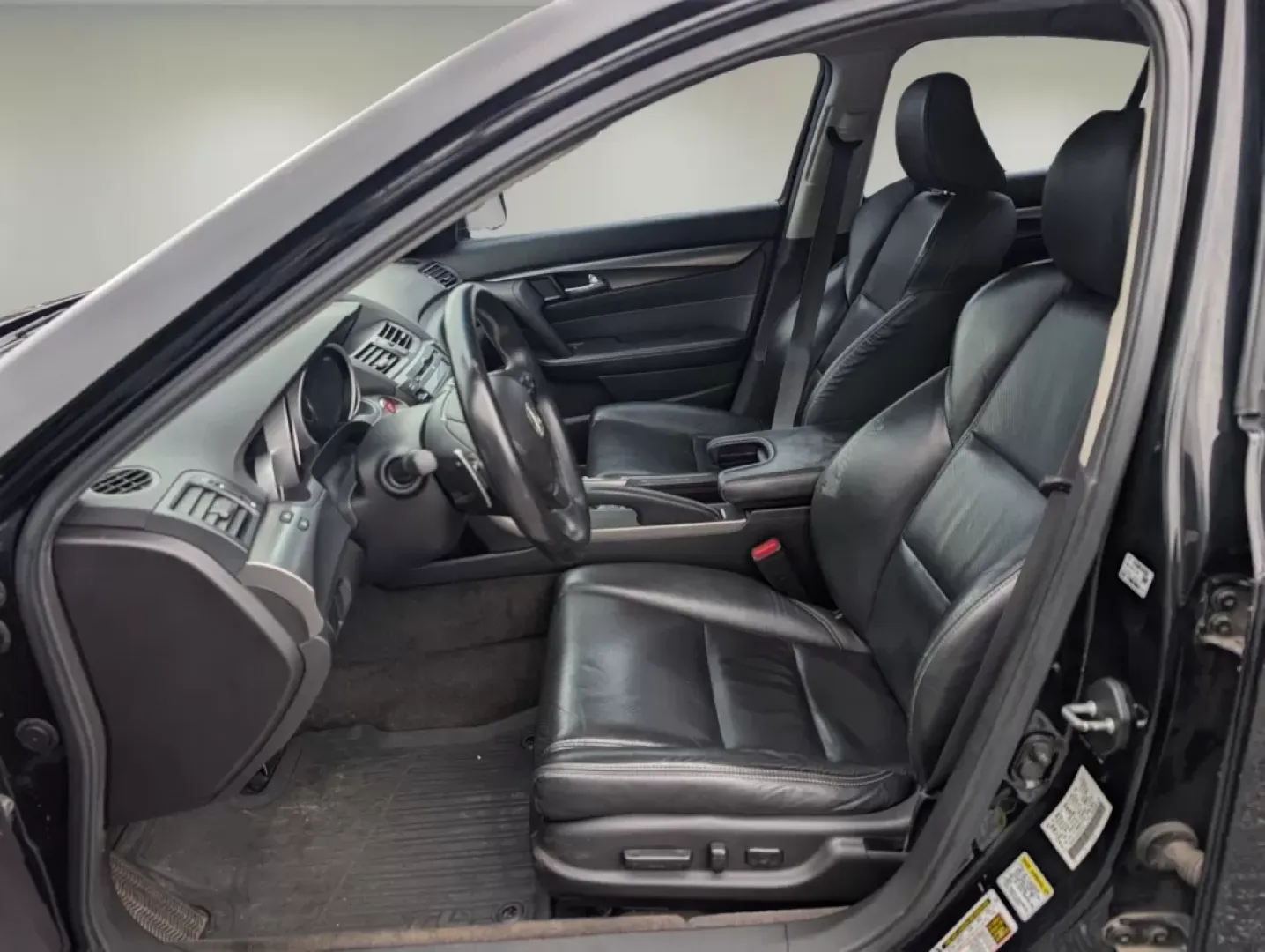 2013 Acura TL Tech (19UUA9F52DA) with an Other engine, located at 5115 14th Ave., Columbus, GA, 31904, (706) 323-0345, 32.511494, -84.971046 - **Experience Luxury and Reliability with the 2013 Acura TL at Gils Auto in Phenix City, AL!**<br /> <br /> Are you searching for a refined sedan that combines luxury, performance, and practicality? Look no further than the stunning 2013 Acura TL, available now at Gils Auto, your trusted Buy Here Pay - Photo#8