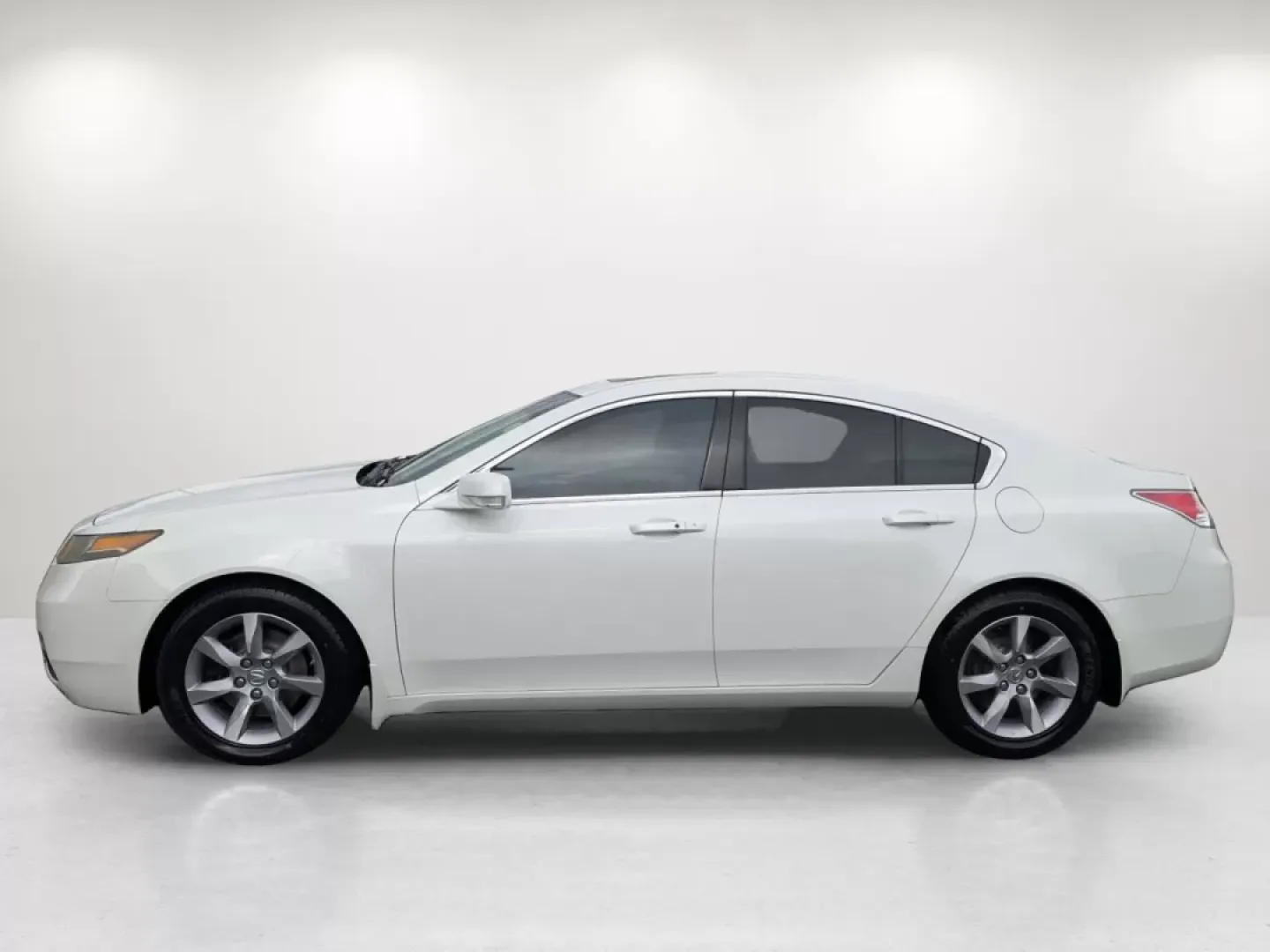 2013 Acura TL Tech (19UUA8F57DA) with an Other engine, located at 521 Old Farm Lane Rd, Prattville, AL, 36066, (334) 325-1505, 32.482460, -86.416367 - **Experience Luxury and Reliability with the 2013 Acura TL Tech Perfect for Your Daily Commute and Weekend Getaways!**<br /> <br /> If you're on the lookout for a reliable vehicle that seamlessly blends luxury with functionality, look no further than the stunning 2013 Acura TL Tech. At Gils Auto, l - Photo#7