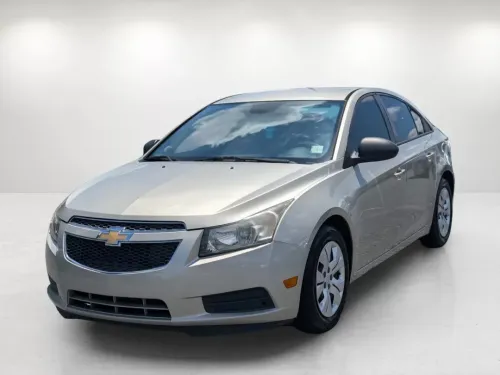 2013 Chevrolet Cruze LS Auto