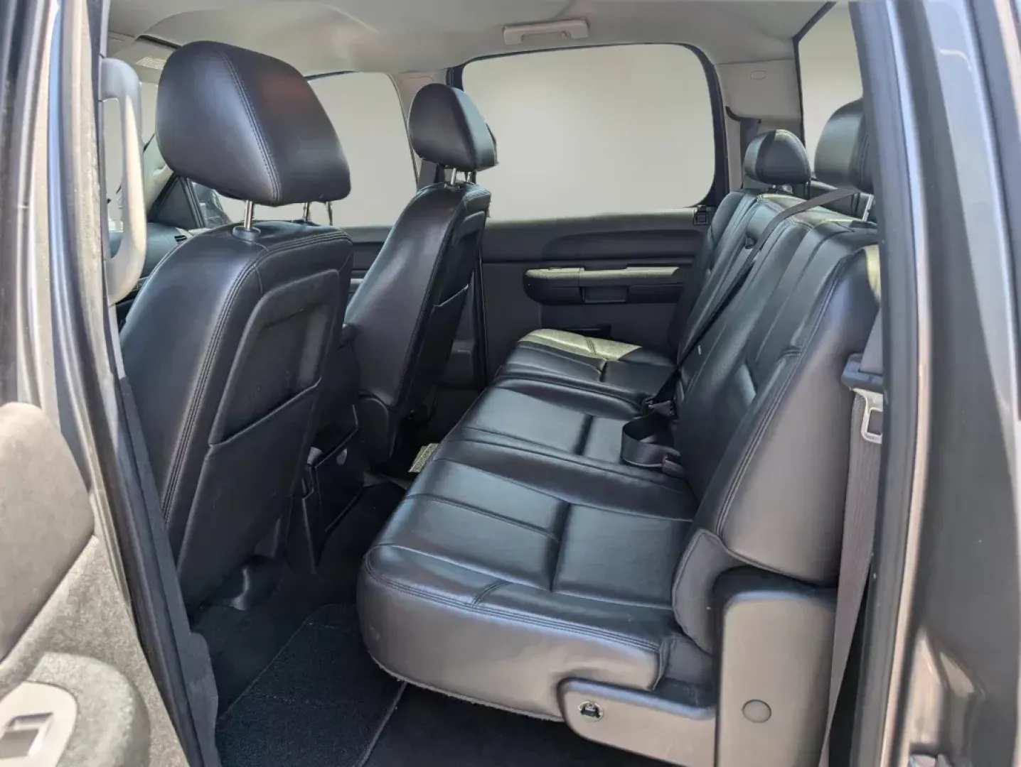 2013 /Ebony Chevrolet Silverado 1500 LT (3GCPCSE09DG) with an Gas/Ethanol V8 5.3L/323 engine, 6-Speed Automatic transmission, located at 5115 14th Ave., Columbus, GA, 31904, (706) 323-0345, 32.511494, -84.971046 - 2013 Chevrolet Silverado 1500 LT - Photo#11
