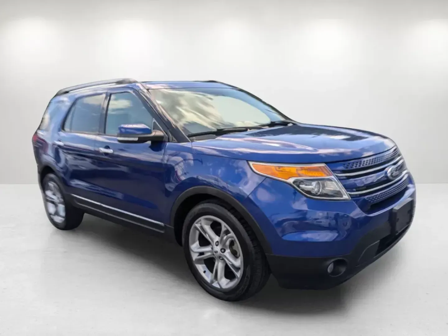 2013 Ford Explorer Limited (1FM5K7F8XDG) with an Gas V6 3.5L/213 engine, 6-Speed Automatic w/manual shift transmission, located at 5115 14th Ave., Columbus, GA, 31904, (706) 323-0345, 32.511494, -84.971046 - 2013 Ford Explorer Limited - Photo#2