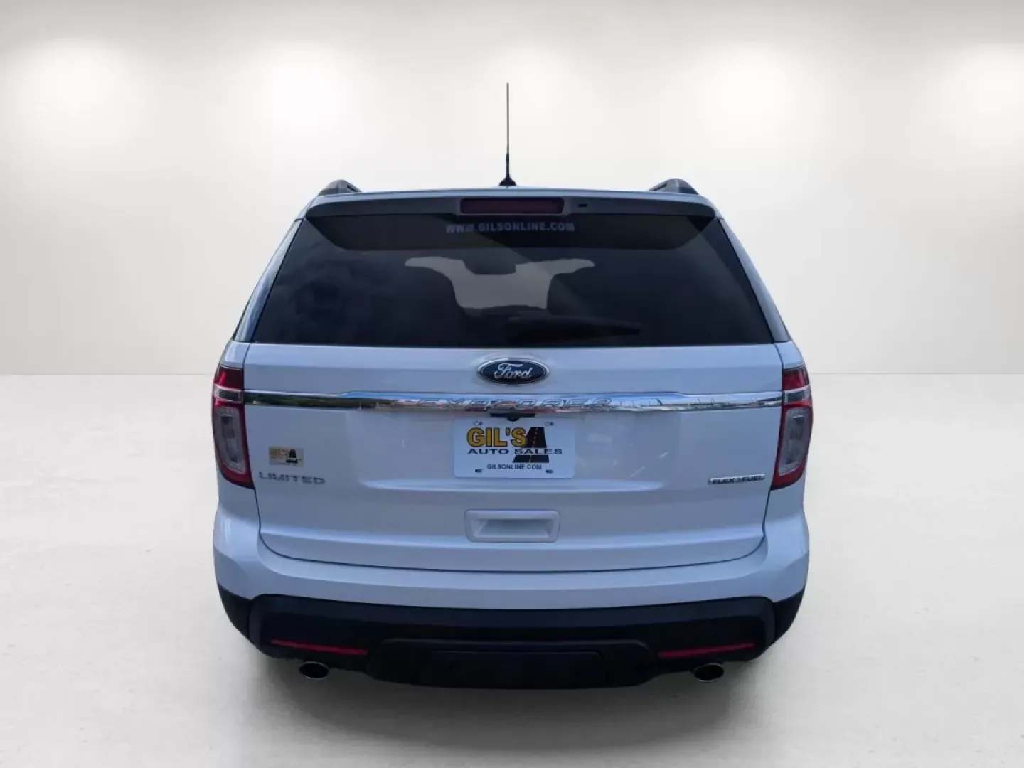 2013 Ford Explorer Limited (1FM5K7F8XDG) with an Other engine, located at 3959 U.S. 80 W, Phenix City, AL, 36870, (334) 297-4885, 32.469296, -85.135185 - **Discover Your Next Adventure with the 2013 Ford Explorer Limited at Gils Auto**<br /> <br /> Are you ready to elevate your family adventures or tackle your daily commute with confidence? Look no further than this stunning 2013 Ford Explorer Limited, perfectly equipped for those who seek both comfo - Photo#5