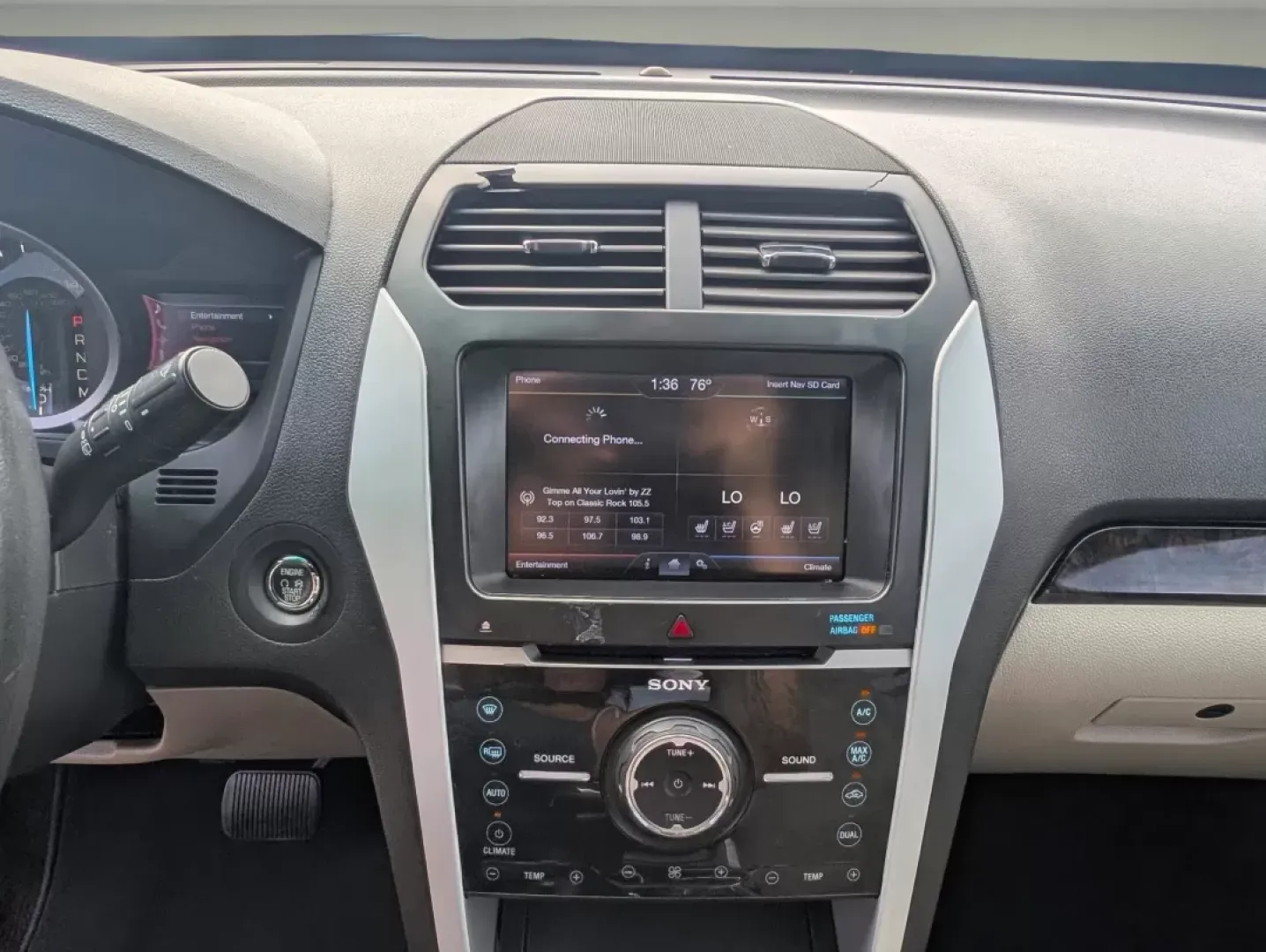 2013 Ford Explorer Limited (1FM5K7F8XDG) with an Other engine, located at 1430 Gateway Drive, Opelika, AL, 36801, (334) 239-0944, 32.637871, -85.409790 - **Discover Your Next Adventure with the 2013 Ford Explorer Limited at Gils Auto**<br /> <br /> Are you ready to elevate your family adventures or tackle your daily commute with confidence? Look no further than this stunning 2013 Ford Explorer Limited, perfectly equipped for those who seek both comfo - Photo#14