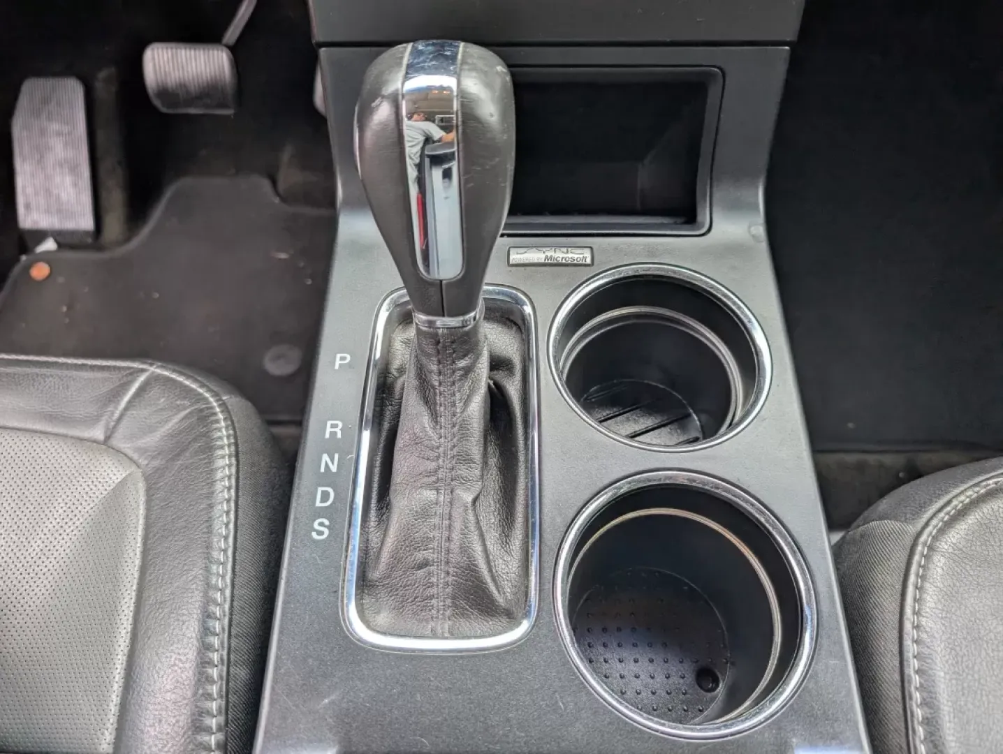 2013 Ford Flex Limited (2FMHK6D8XDB) with an Other engine, located at 3959 U.S. 80 W, Phenix City, AL, 36870, (334) 297-4885, 32.469296, -85.135185 - Embark on unforgettable journeys with the 2013 Ford Flex Limited, now available at Gils Auto in Prattville, AL. This versatile crossover is not just a vehicle; it's the perfect companion for growing families, weekend adventurers, and anyone seeking a reliable ride for long commutes. With its spaciou - Photo#6