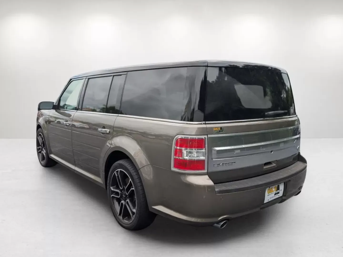 2013 Ford Flex Limited (2FMHK6D8XDB) with an Other engine, located at 3959 U.S. 80 W, Phenix City, AL, 36870, (334) 297-4885, 32.469296, -85.135185 - Embark on unforgettable journeys with the 2013 Ford Flex Limited, now available at Gils Auto in Prattville, AL. This versatile crossover is not just a vehicle; it's the perfect companion for growing families, weekend adventurers, and anyone seeking a reliable ride for long commutes. With its spaciou - Photo#23