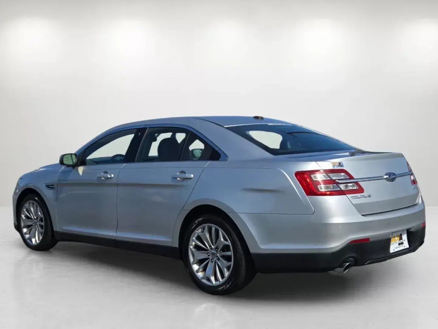 2013 Ford Taurus Limited (1FAHP2F80DG) with an Other engine, located at 5115 14th Ave., Columbus, GA, 31904, (706) 323-0345, 32.511494, -84.971046 - ### Elevate Your Daily Drive with the 2013 Ford Taurus Limited at Gils Auto in Columbus, GA!<br /> <br /> Are you searching for a reliable vehicle that effortlessly combines comfort, performance, and sophistication? Look no further than the stunning 2013 Ford Taurus Limited, now available at Gils Au - Photo#6