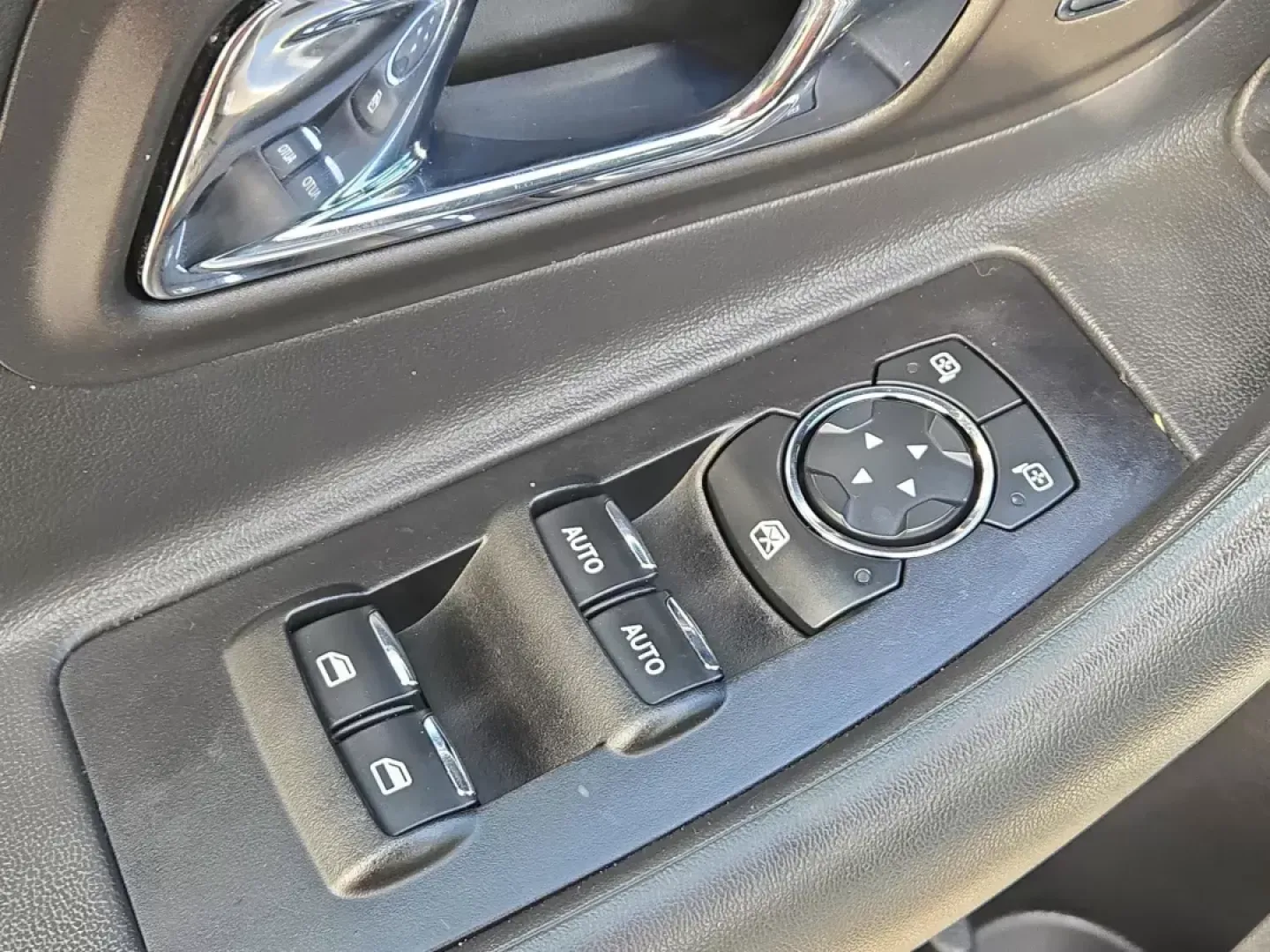 2013 Ford Taurus Limited (1FAHP2F80DG) with an Other engine, located at 5115 14th Ave., Columbus, GA, 31904, (706) 323-0345, 32.511494, -84.971046 - ### Elevate Your Daily Drive with the 2013 Ford Taurus Limited at Gils Auto in Columbus, GA!<br /> <br /> Are you searching for a reliable vehicle that effortlessly combines comfort, performance, and sophistication? Look no further than the stunning 2013 Ford Taurus Limited, now available at Gils Au - Photo#10