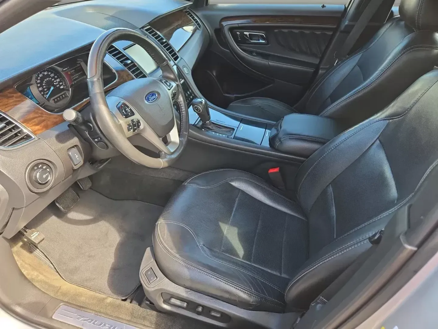2013 Ford Taurus Limited (1FAHP2F80DG) with an Other engine, located at 5115 14th Ave., Columbus, GA, 31904, (706) 323-0345, 32.511494, -84.971046 - ### Elevate Your Daily Drive with the 2013 Ford Taurus Limited at Gils Auto in Columbus, GA!<br /> <br /> Are you searching for a reliable vehicle that effortlessly combines comfort, performance, and sophistication? Look no further than the stunning 2013 Ford Taurus Limited, now available at Gils Au - Photo#11