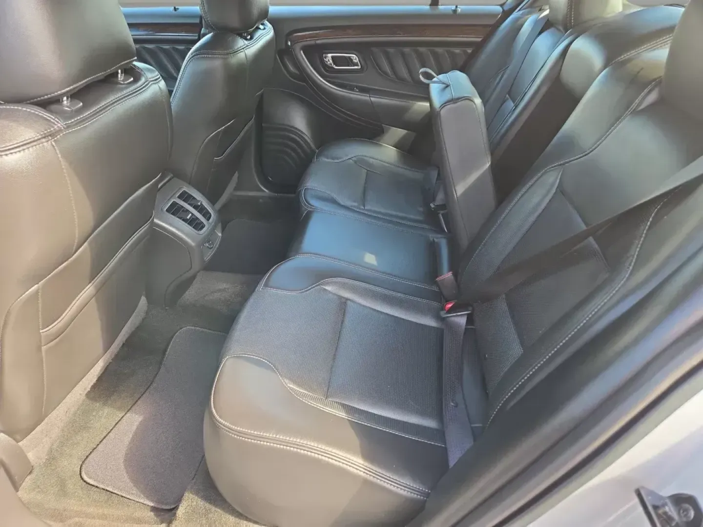 2013 Ford Taurus Limited (1FAHP2F80DG) with an Other engine, located at 5115 14th Ave., Columbus, GA, 31904, (706) 323-0345, 32.511494, -84.971046 - ### Elevate Your Daily Drive with the 2013 Ford Taurus Limited at Gils Auto in Columbus, GA!<br /> <br /> Are you searching for a reliable vehicle that effortlessly combines comfort, performance, and sophistication? Look no further than the stunning 2013 Ford Taurus Limited, now available at Gils Au - Photo#12