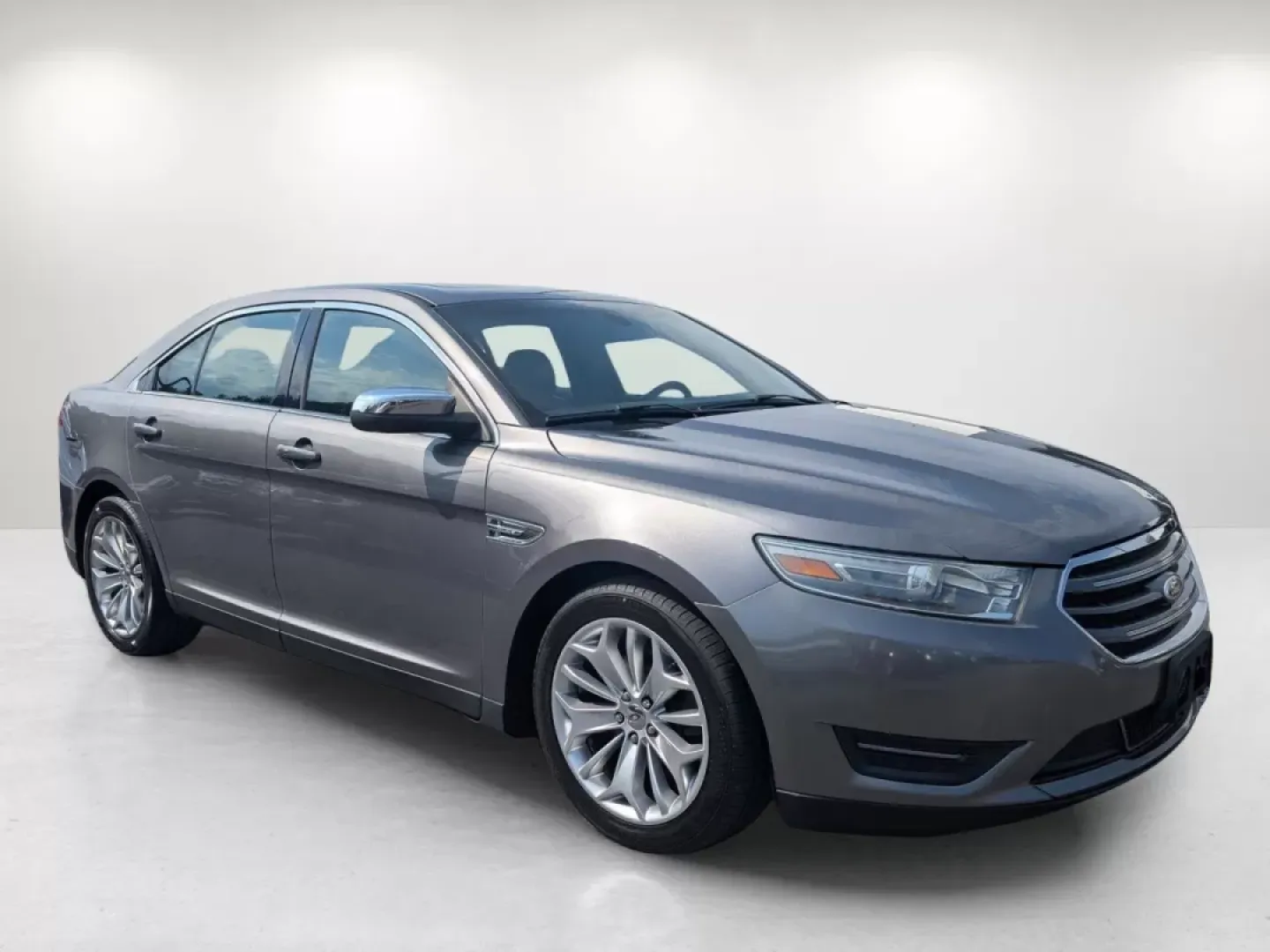 2013 Ford Taurus Limited (1FAHP2F89DG) with an Other engine, located at 5115 14th Ave., Columbus, GA, 31904, (706) 323-0345, 32.511494, -84.971046 - ### Elevate Your Daily Drive with the 2013 Ford Taurus Limited at Gils Auto!<br /> <br /> Looking for a vehicle that seamlessly blends comfort, style, and functionality? Whether you're commuting to work, making weekend getaways, or shuttling the kids to school, the 2013 Ford Taurus Limited is the pe - Photo#2