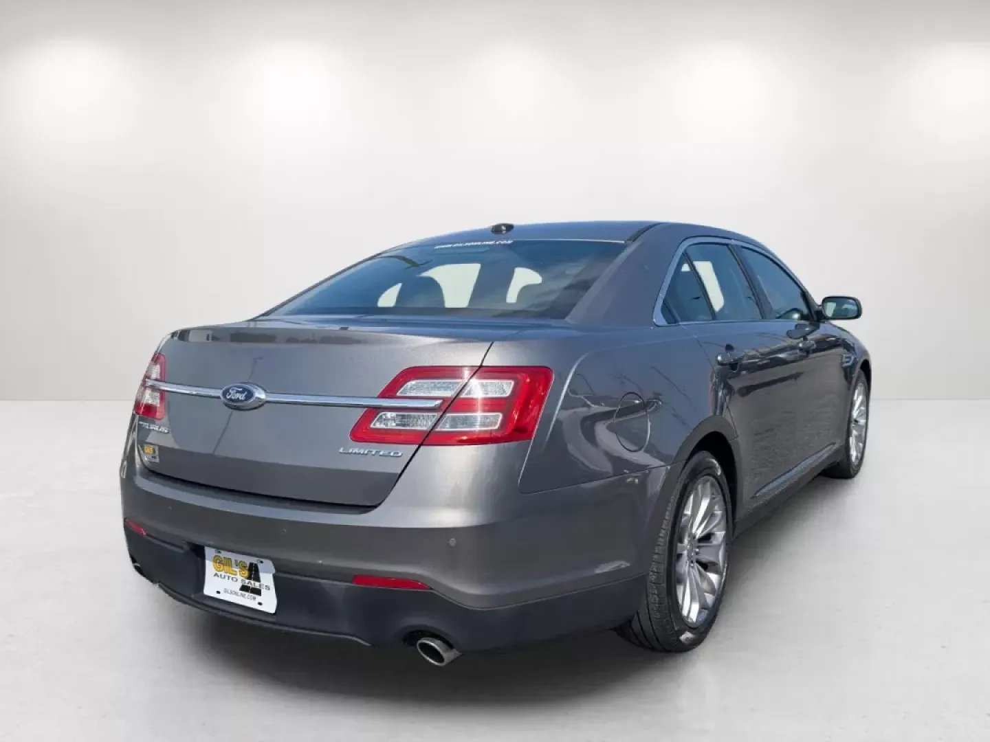 2013 Ford Taurus Limited (1FAHP2F89DG) with an Other engine, located at 5115 14th Ave., Columbus, GA, 31904, (706) 323-0345, 32.511494, -84.971046 - ### Elevate Your Daily Drive with the 2013 Ford Taurus Limited at Gils Auto!<br /> <br /> Looking for a vehicle that seamlessly blends comfort, style, and functionality? Whether you're commuting to work, making weekend getaways, or shuttling the kids to school, the 2013 Ford Taurus Limited is the pe - Photo#4