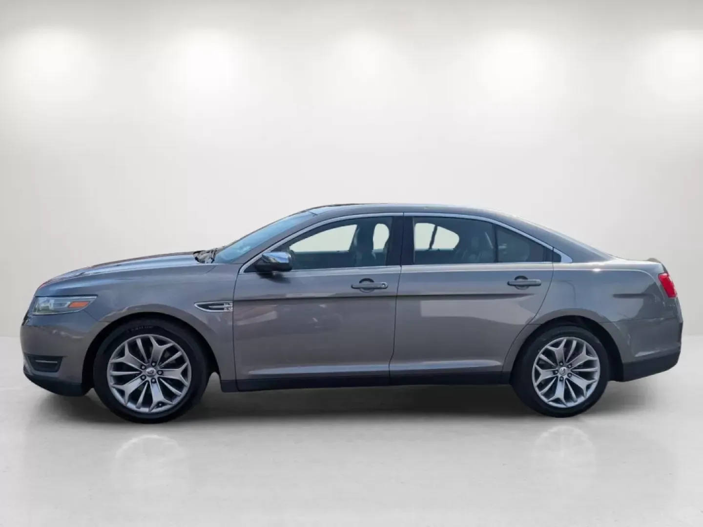 2013 Ford Taurus Limited (1FAHP2F89DG) with an Other engine, located at 5115 14th Ave., Columbus, GA, 31904, (706) 323-0345, 32.511494, -84.971046 - ### Elevate Your Daily Drive with the 2013 Ford Taurus Limited at Gils Auto!<br /> <br /> Looking for a vehicle that seamlessly blends comfort, style, and functionality? Whether you're commuting to work, making weekend getaways, or shuttling the kids to school, the 2013 Ford Taurus Limited is the pe - Photo#7