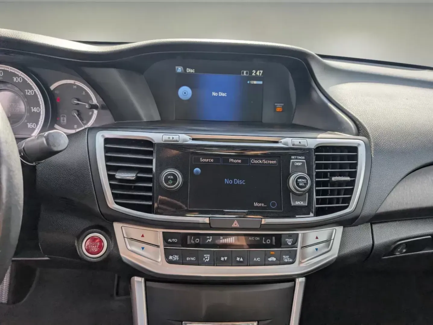 2013 Honda Accord Sdn EX-L (1HGCR2F89DA) with an Gas I4 2.4L/144 engine, 1-Speed Continuously Variable Ratio transmission, located at 3959 U.S. 80 W, Phenix City, AL, 36870, (334) 297-4885, 32.469296, -85.135185 - **Experience Unmatched Comfort and Style with the 2013 Honda Accord EX-L at Gils Auto - Phenix City!**<br /> <br /> Are you searching for the ideal vehicle that seamlessly blends comfort, style, and reliability? Look no further! The 2013 Honda Accord EX-L is here, perfect for anyone looking to enhan - Photo#15