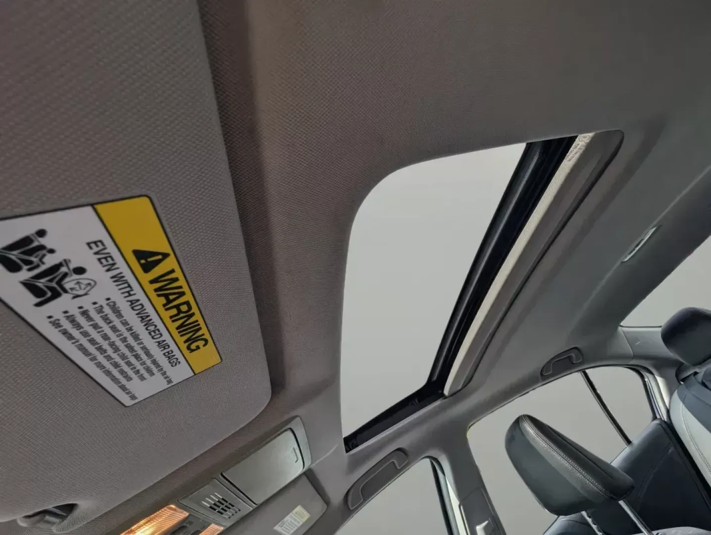 2013 Honda Accord Sdn EX-L (1HGCR2F89DA) with an Gas I4 2.4L/144 engine, 1-Speed Continuously Variable Ratio transmission, located at 3959 U.S. 80 W, Phenix City, AL, 36870, (334) 297-4885, 32.469296, -85.135185 - **Experience Unmatched Comfort and Style with the 2013 Honda Accord EX-L at Gils Auto - Phenix City!**<br /> <br /> Are you searching for the ideal vehicle that seamlessly blends comfort, style, and reliability? Look no further! The 2013 Honda Accord EX-L is here, perfect for anyone looking to enhan - Photo#17