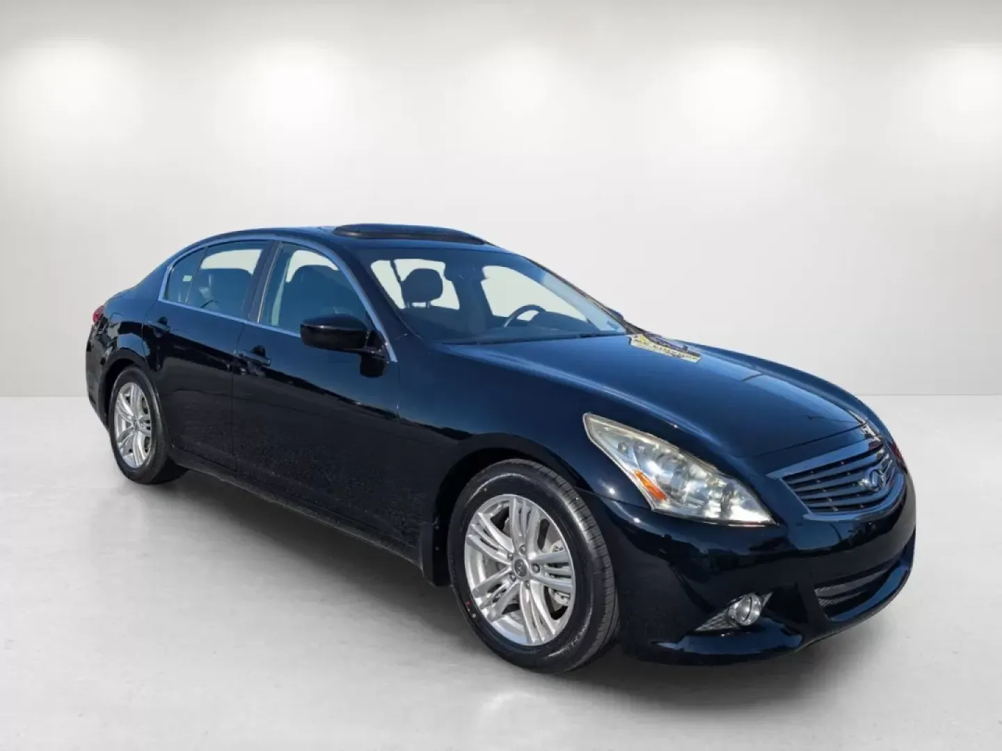 2013 /Graphite Infiniti G37 Sedan Journey (JN1CV6AP2DM) with an Other engine, located at 3959 U.S. 80 W, Phenix City, AL, 36870, (334) 297-4885, 32.469296, -85.135185 - Looking for the perfect vehicle that combines luxury, performance, and affordability? Step into the world of the 2013 Infiniti G37 Sedan, available now at Gils Auto in Phenix City, AL. This sleek and stylish sedan is not just a mode of transportation; it's an experience that enhances your daily comm - Photo#2