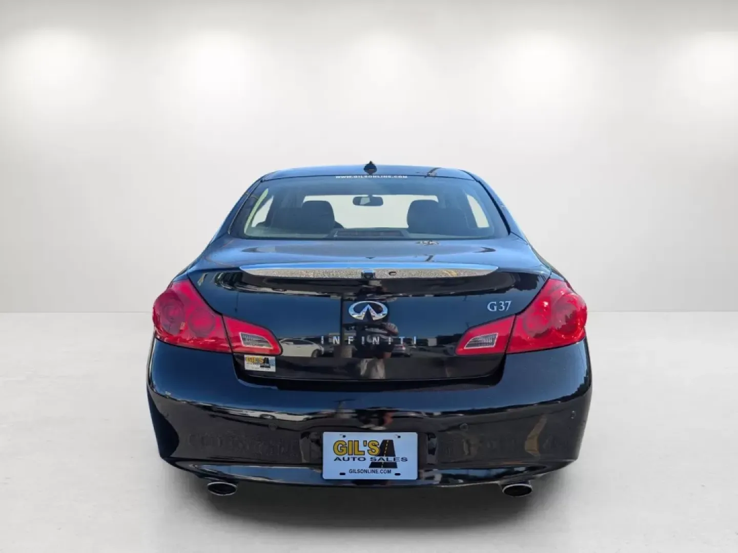 2013 /Graphite Infiniti G37 Sedan Journey (JN1CV6AP2DM) with an Other engine, located at 3959 U.S. 80 W, Phenix City, AL, 36870, (334) 297-4885, 32.469296, -85.135185 - Looking for the perfect vehicle that combines luxury, performance, and affordability? Step into the world of the 2013 Infiniti G37 Sedan, available now at Gils Auto in Phenix City, AL. This sleek and stylish sedan is not just a mode of transportation; it's an experience that enhances your daily comm - Photo#5