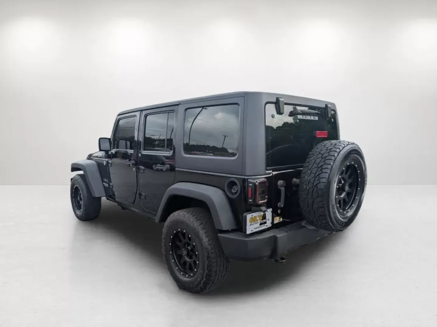 2013 /Black Interior Jeep Wrangler Sport (1C4BJWDG5DL) with an Other engine, located at 1430 Gateway Drive, Opelika, AL, 36801, (334) 239-0944, 32.637871, -85.409790 - Are you seeking the ultimate adventure vehicle that balances rugged capability with everyday usability? Look no further than this 2013 Jeep Wrangler Sport, proudly presented by Gils Auto, your trusted Buy Here Pay Here dealership located at 3959 U.S. 80 W, Phenix City, AL 36870. Ideal for weekend ex - Photo#6