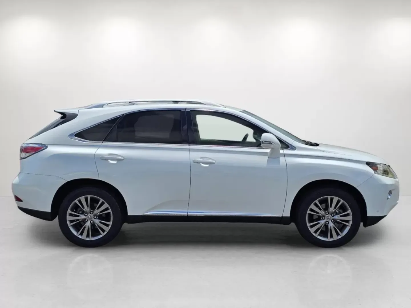 2013 Lexus RX 350 (JTJZK1BA8D2) with an Other engine, located at 521 Old Farm Lane Rd, Prattville, AL, 36066, (334) 325-1505, 32.482460, -86.416367 - ### Discover Adventure and Luxury with the 2013 Lexus RX 350 at Gils Auto - Prattville!<br /> <br /> Are you in the market for an SUV that blends luxury with practicality? Look no further than the stunning 2013 Lexus RX 350, a vehicle that embodies comfort and versatility, perfect for both daily com - Photo#3