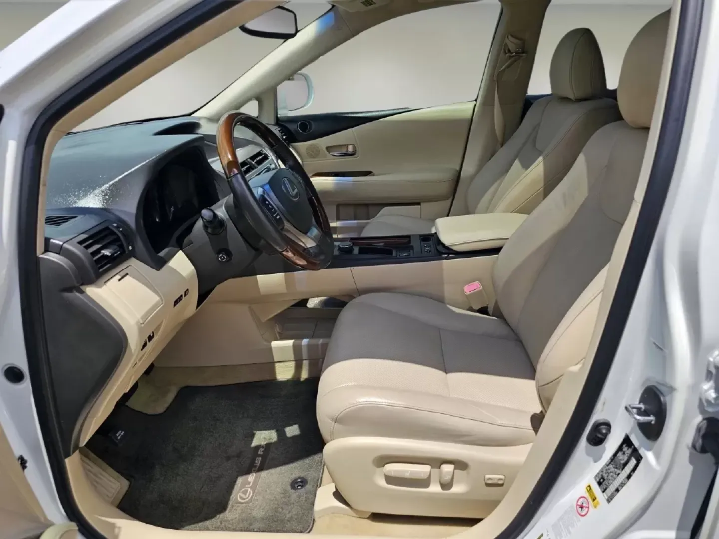 2013 Lexus RX 350 (JTJZK1BA8D2) with an Other engine, located at 521 Old Farm Lane Rd, Prattville, AL, 36066, (334) 325-1505, 32.482460, -86.416367 - ### Discover Adventure and Luxury with the 2013 Lexus RX 350 at Gils Auto - Prattville!<br /> <br /> Are you in the market for an SUV that blends luxury with practicality? Look no further than the stunning 2013 Lexus RX 350, a vehicle that embodies comfort and versatility, perfect for both daily com - Photo#9
