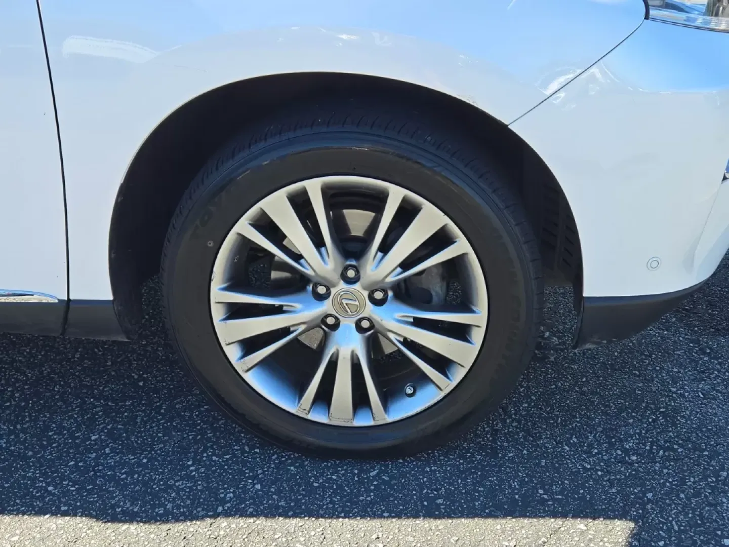 2013 Lexus RX 350 (2T2ZK1BA6DC) with an Other engine, located at 5115 14th Ave., Columbus, GA, 31904, (706) 323-0345, 32.511494, -84.971046 - Are you ready to elevate your driving experience? Whether you're commuting to work, running errands, or embarking on weekend adventures, the 2013 Lexus RX 350 is the perfect companion for your lifestyle. Offering a blend of luxury, comfort, and reliability, this SUV is designed to cater to growing f - Photo#2