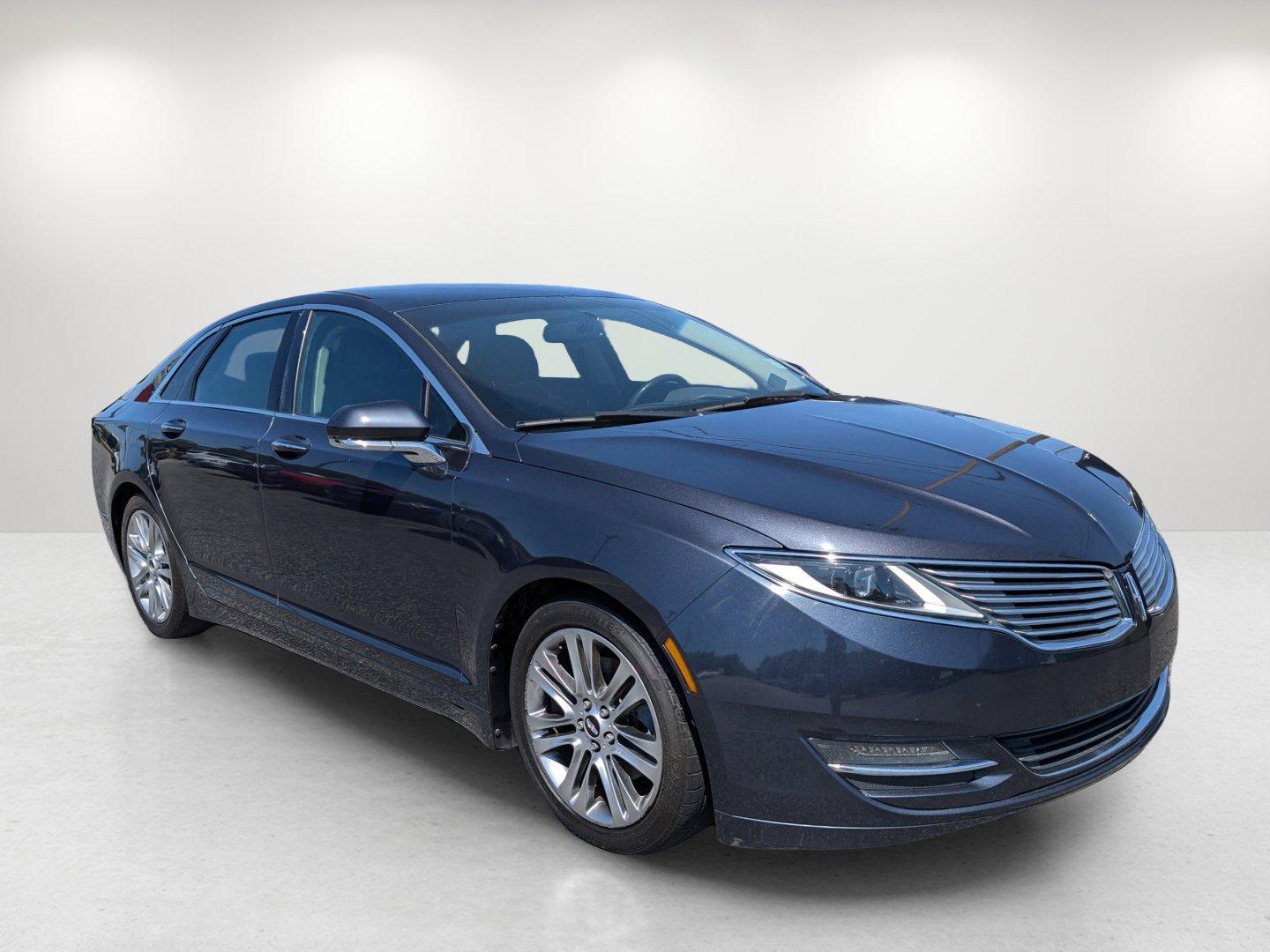 2013 Lincoln MKZ (3LN6L2GK9DR) with an Gas V6 3.7L/227 engine, 6-Speed Automatic w/Manual Shift transmission, located at 521 Old Farm Lane Rd, Prattville, AL, 36066, (334) 325-1505, 32.482460, -86.416367 - 2013 Lincoln MKZ - Photo#2