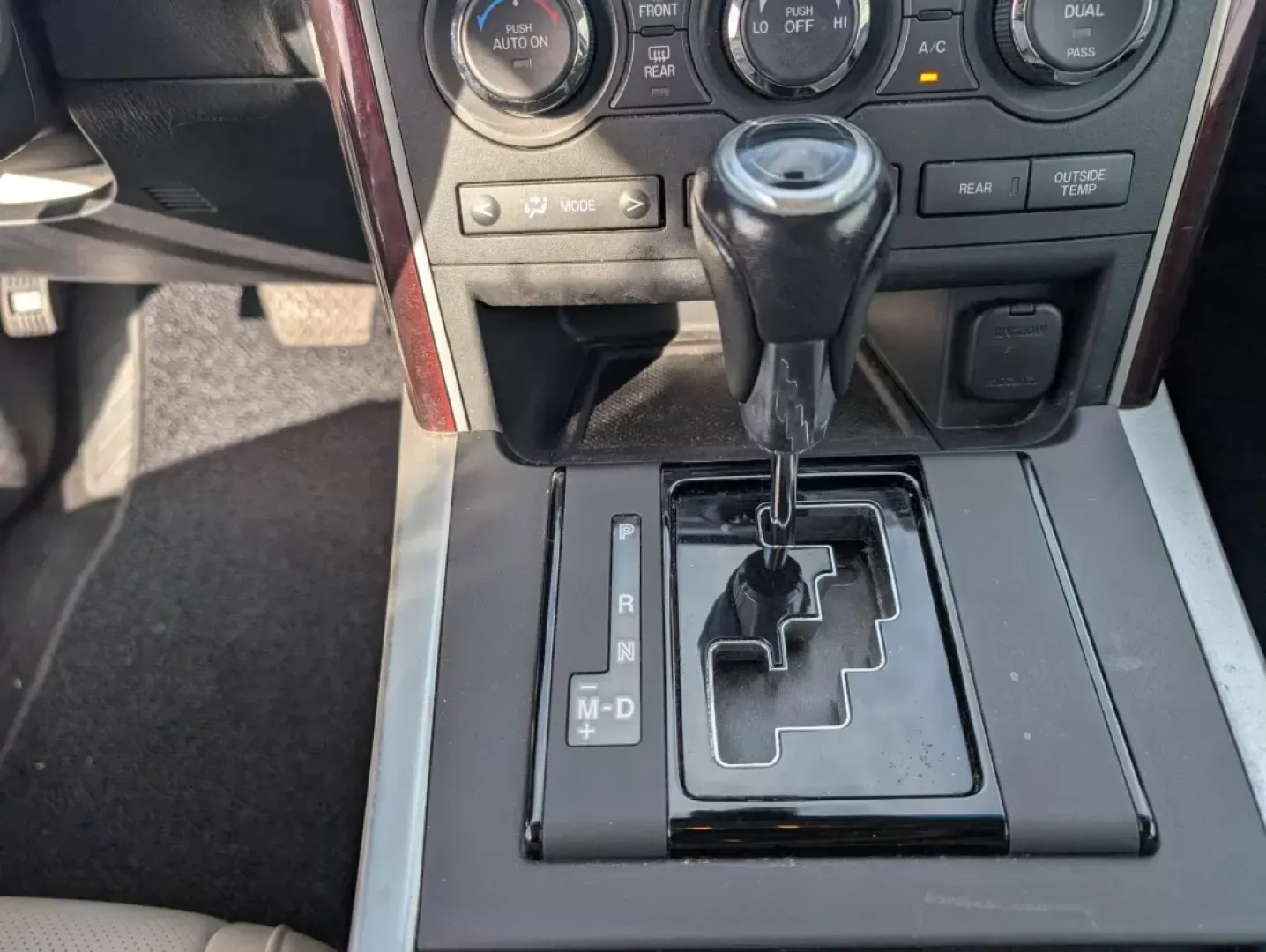 2013 Mazda CX-9 Grand Touring (JM3TB2DA1D0) with an Other engine, located at 3959 U.S. 80 W, Phenix City, AL, 36870, (334) 297-4885, 32.469296, -85.135185 - **Discover Adventure with the 2013 Mazda CX-9 Grand Touring at Gils Auto - Your Trusted Buy Here Pay Here Dealership in Phenix City, AL!**<br /> <br /> Are you ready to elevate your family adventures? The 2013 Mazda CX-9 Grand Touring is the perfect companion for your journeys, whether it's a weeken - Photo#12
