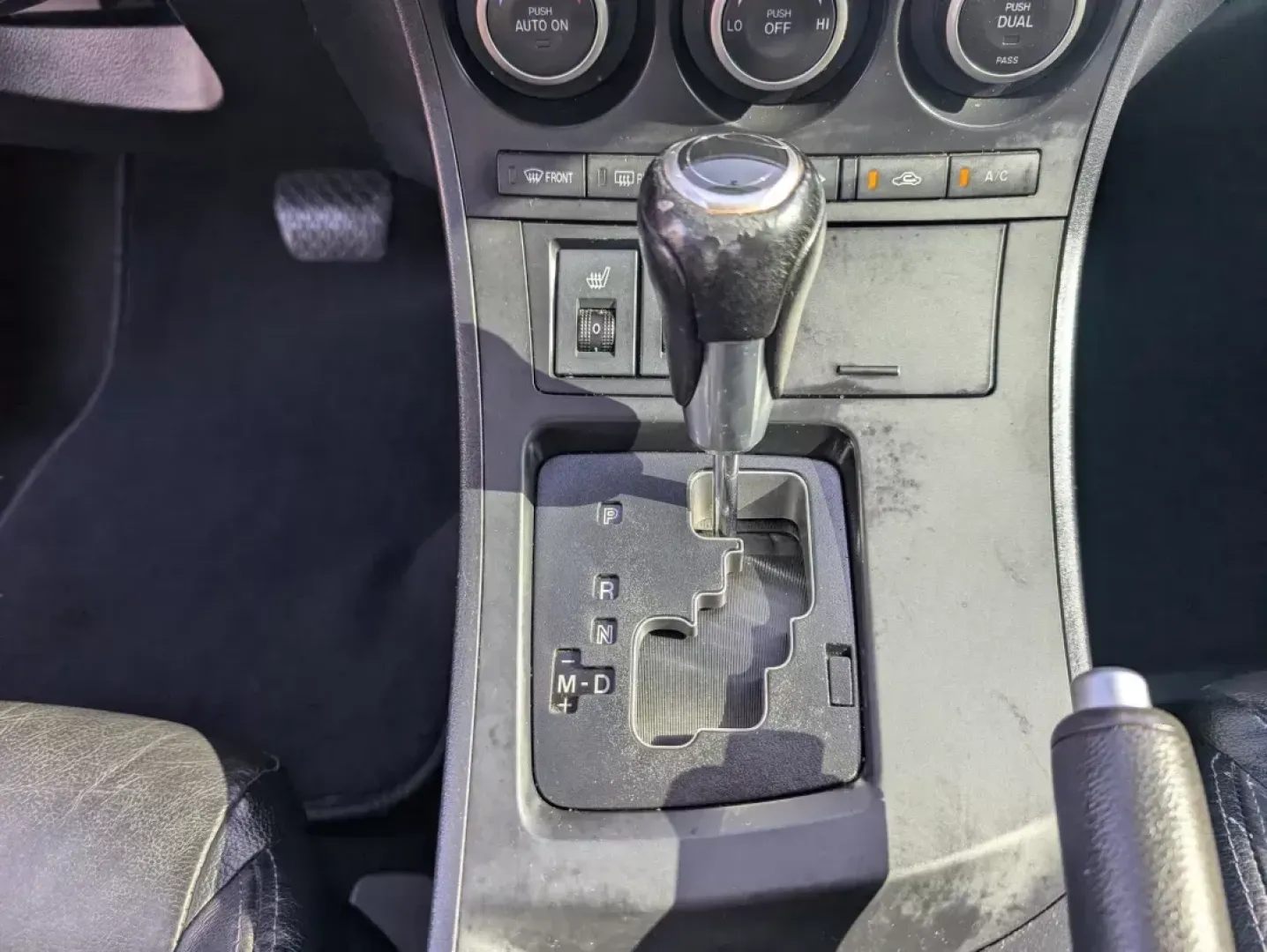 2013 Mazda Mazda3 i Grand Touring (JM1BL1W73D1) with an Gas I4 2.0L/122 engine, 6-Speed Automatic transmission, located at 3959 U.S. 80 W, Phenix City, AL, 36870, (334) 297-4885, 32.469296, -85.135185 - 2013 Mazda Mazda3 i Grand Touring - Photo#13