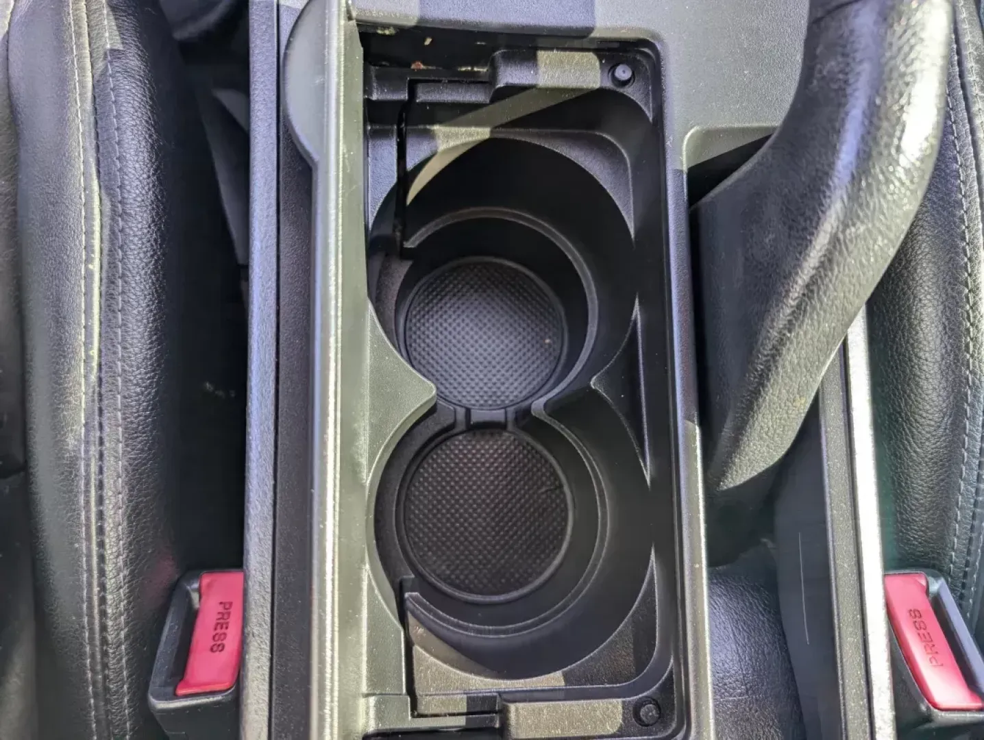 2013 Mazda Mazda3 i Grand Touring (JM1BL1W73D1) with an Gas I4 2.0L/122 engine, 6-Speed Automatic transmission, located at 3959 U.S. 80 W, Phenix City, AL, 36870, (334) 297-4885, 32.469296, -85.135185 - 2013 Mazda Mazda3 i Grand Touring - Photo#14