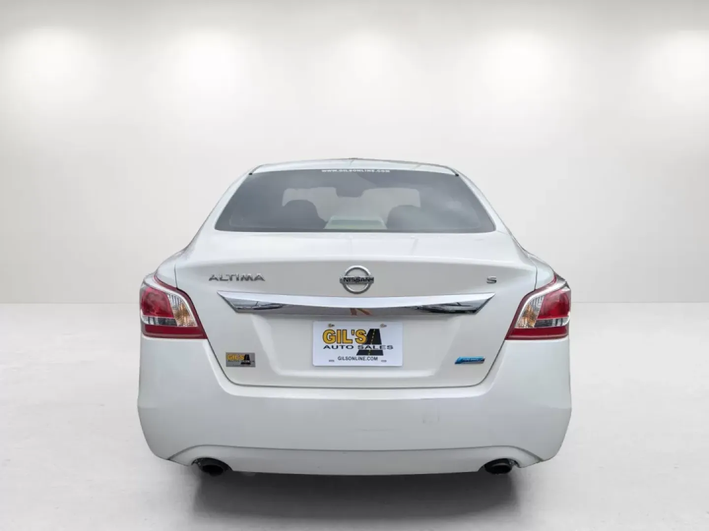 2013 /Beige Nissan Altima 2.5 S (1N4AL3AP2DC) with an Other engine, located at 5115 14th Ave., Columbus, GA, 31904, (706) 323-0345, 32.511494, -84.971046 - Experience the freedom of the open road with the 2013 Nissan Altima 2.5 S, the perfect sedan for your daily commute or weekend getaways. This stylish and efficient vehicle is ideal for budget-conscious buyers and growing families alike, providing comfort and reliability without breaking the bank. At - Photo#5