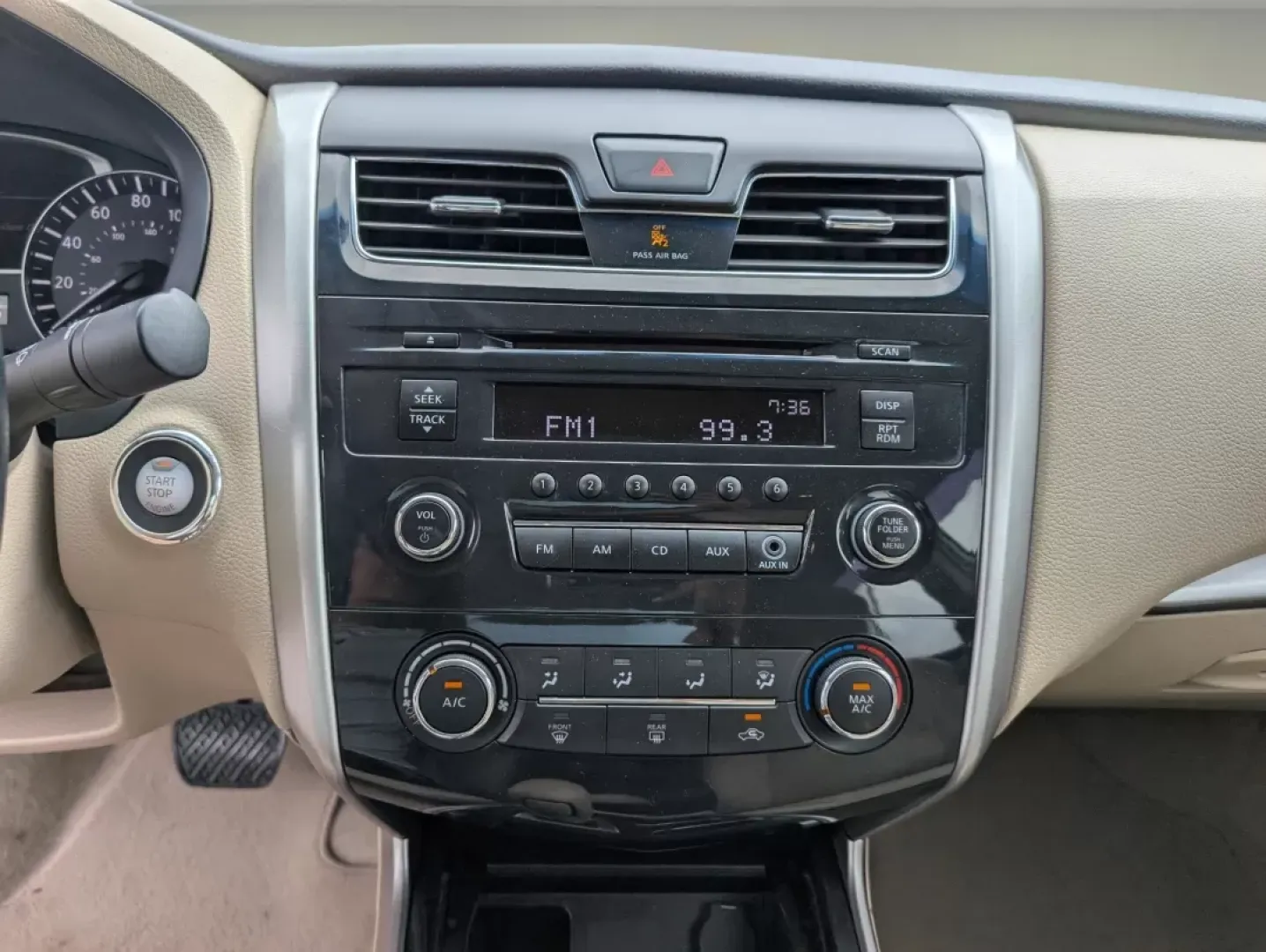 2013 /Beige Nissan Altima 2.5 S (1N4AL3AP2DC) with an Other engine, located at 5115 14th Ave., Columbus, GA, 31904, (706) 323-0345, 32.511494, -84.971046 - Experience the freedom of the open road with the 2013 Nissan Altima 2.5 S, the perfect sedan for your daily commute or weekend getaways. This stylish and efficient vehicle is ideal for budget-conscious buyers and growing families alike, providing comfort and reliability without breaking the bank. At - Photo#14